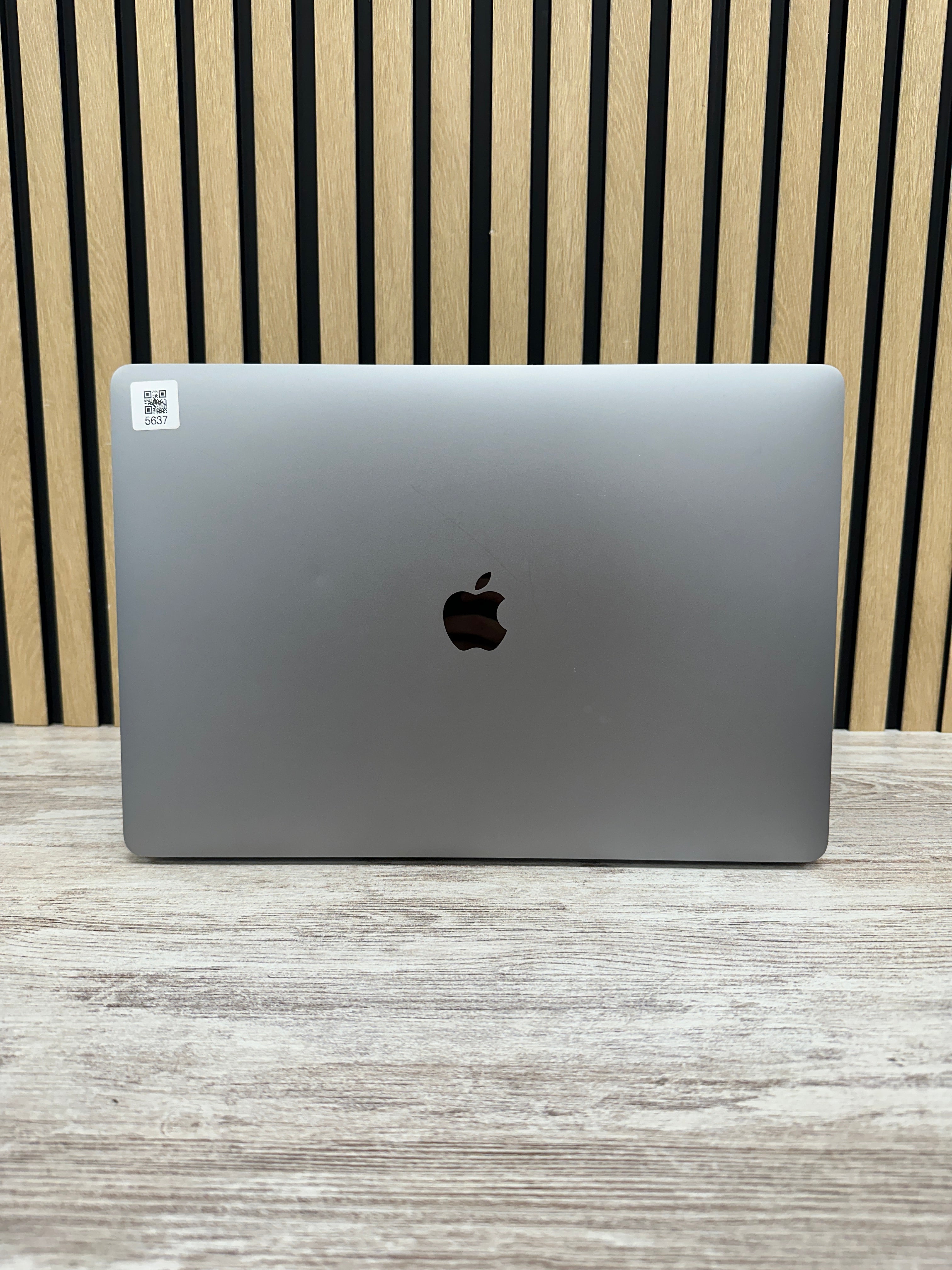 MacBook PRO 15 2017 Core i7 16GB 500GB SSD