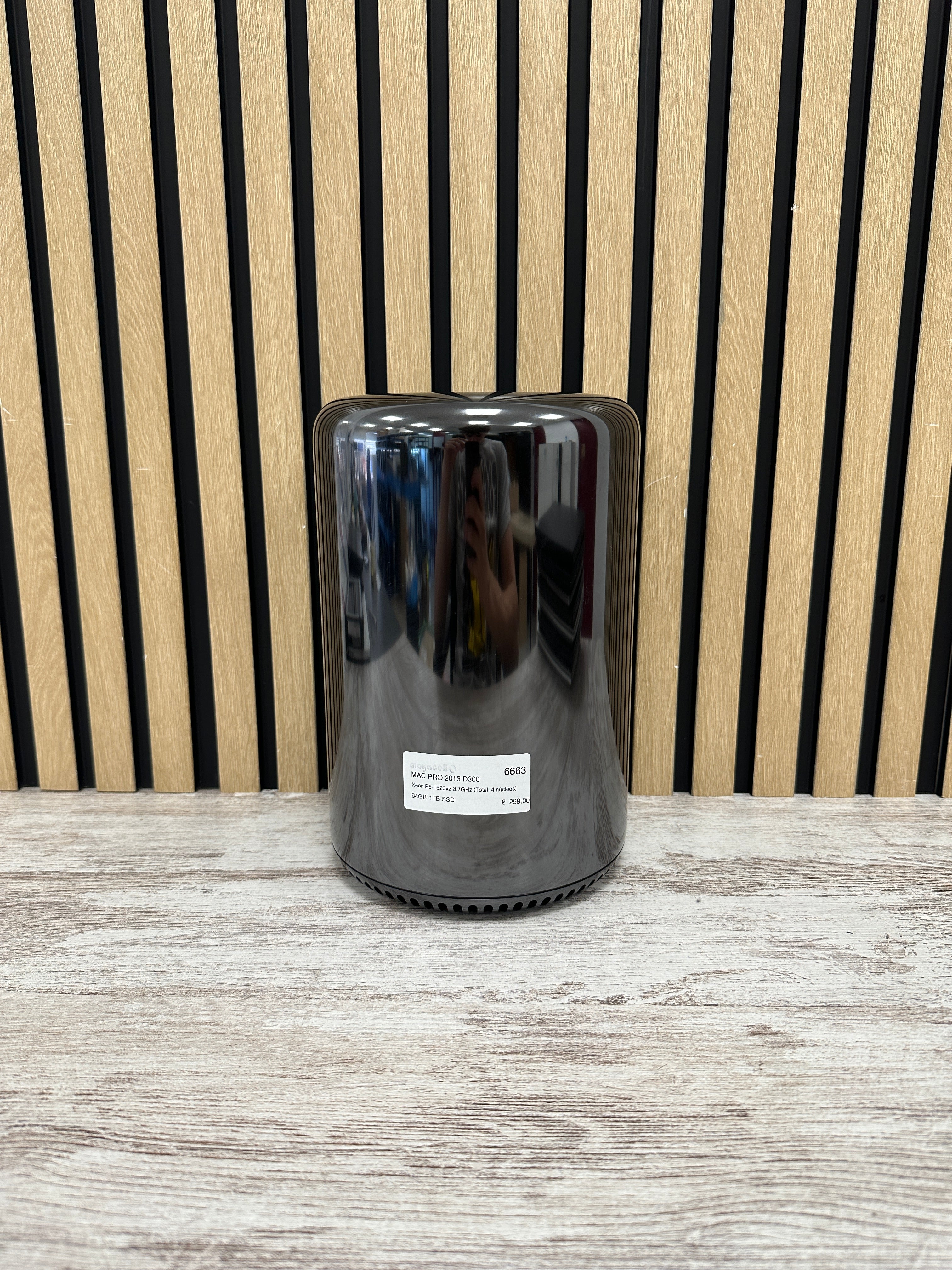 Mac Pro 2013 D300 Xeon 64GB 1TB SSD - Moyacell