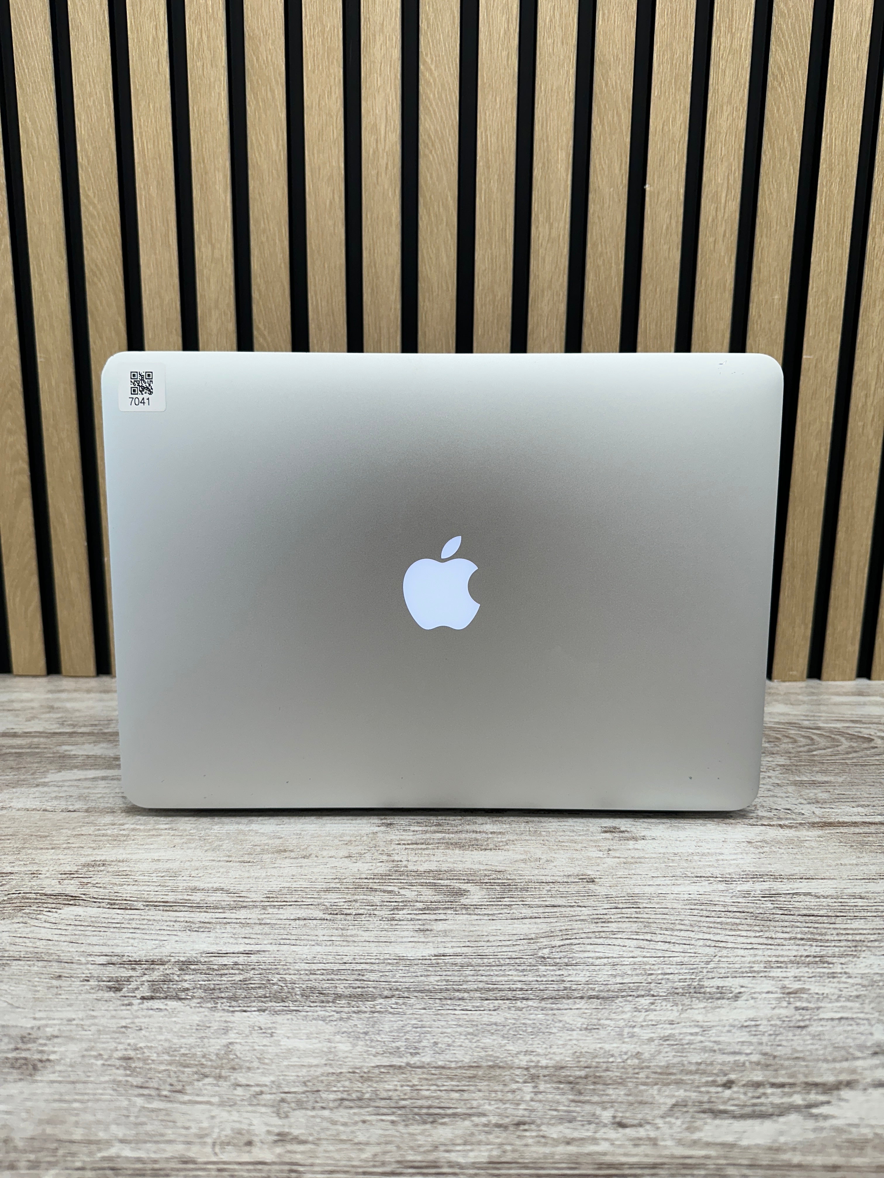MacBook Air 13" 2017 i7 8GB 256GB SSD