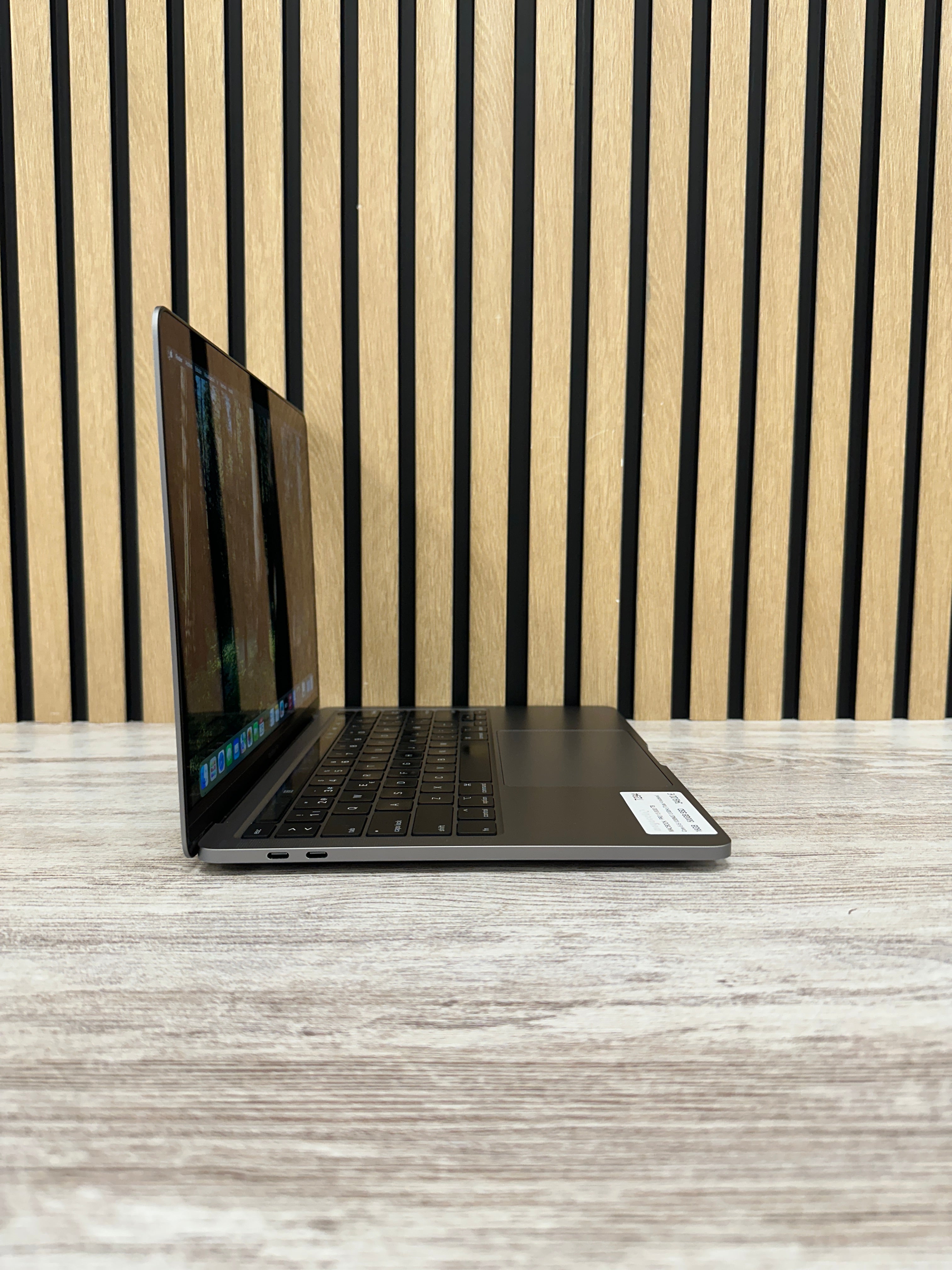 PRO 13 2020 TB Core i5 i5-1038NG7 2.0GHz (Total: 4 núcleos) 16GB 500GB SSD