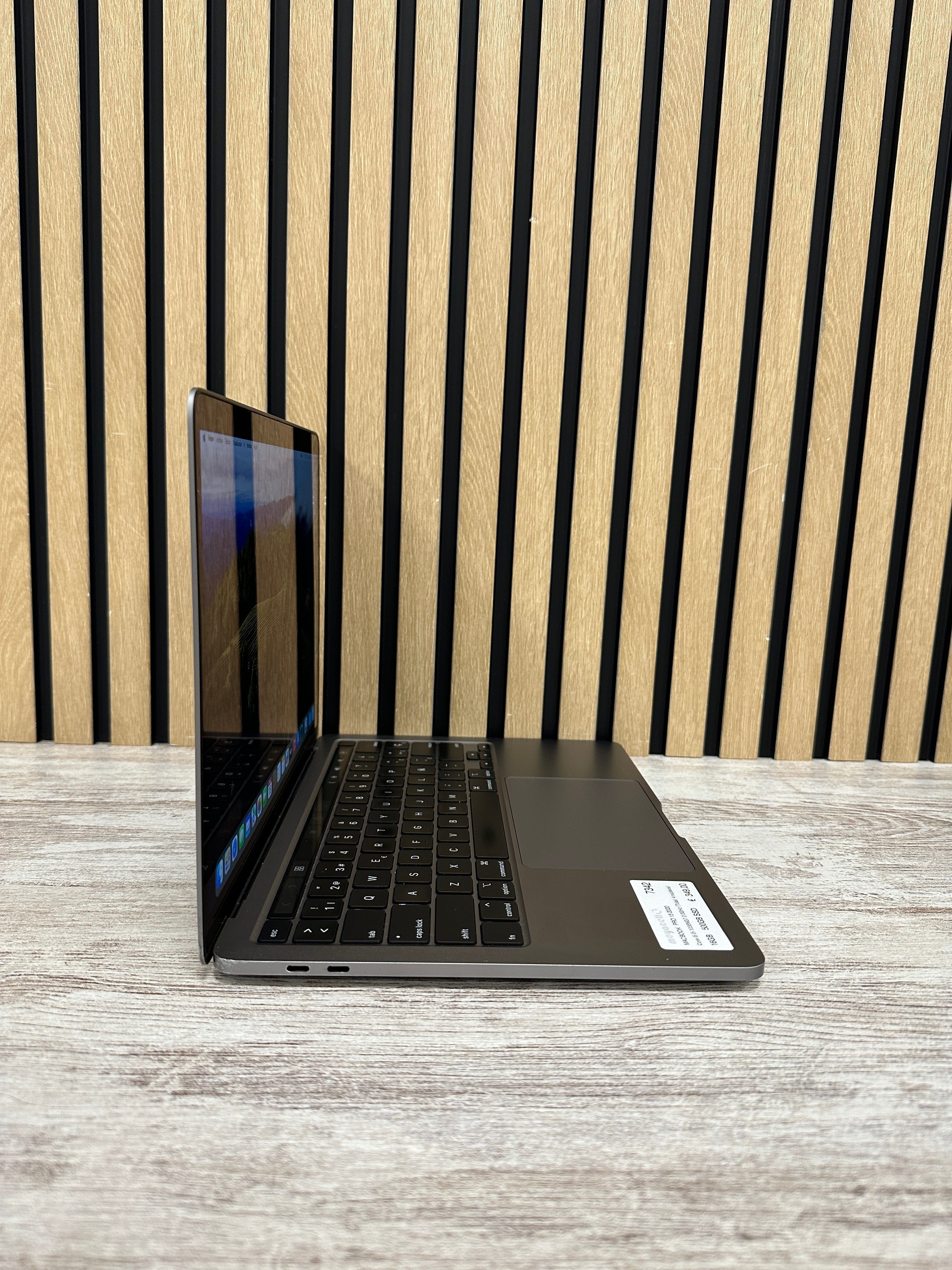 PRO 13 2020 Core i5 i5-1038NG7 2.0GHz (Total: 4 núcleos) 16GB 500GB SSD