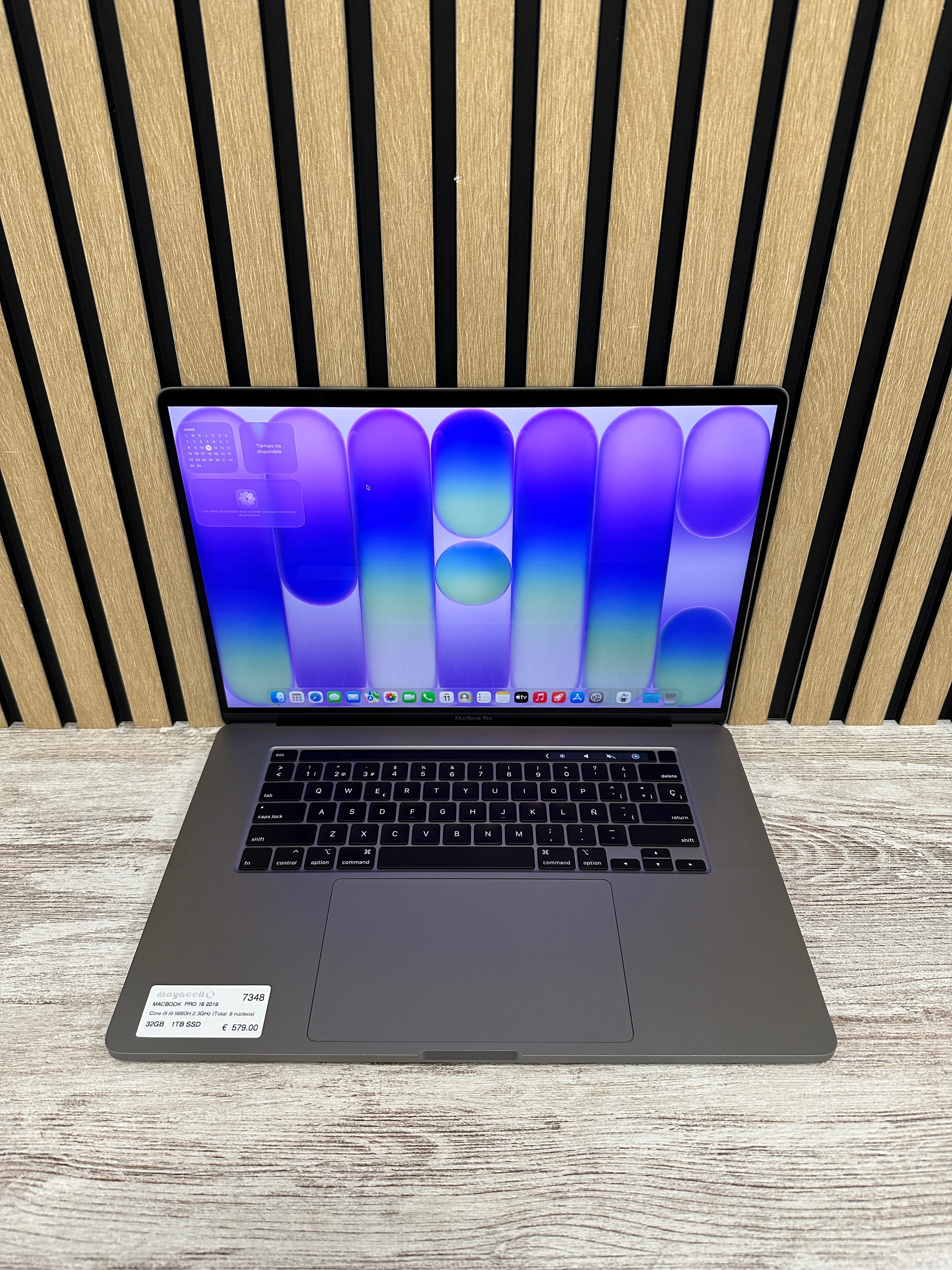 PRO 16 2019 Core i9 i9-9880H 2.3GHz (Total: 8 núcleos) 32GB 1TB SSD