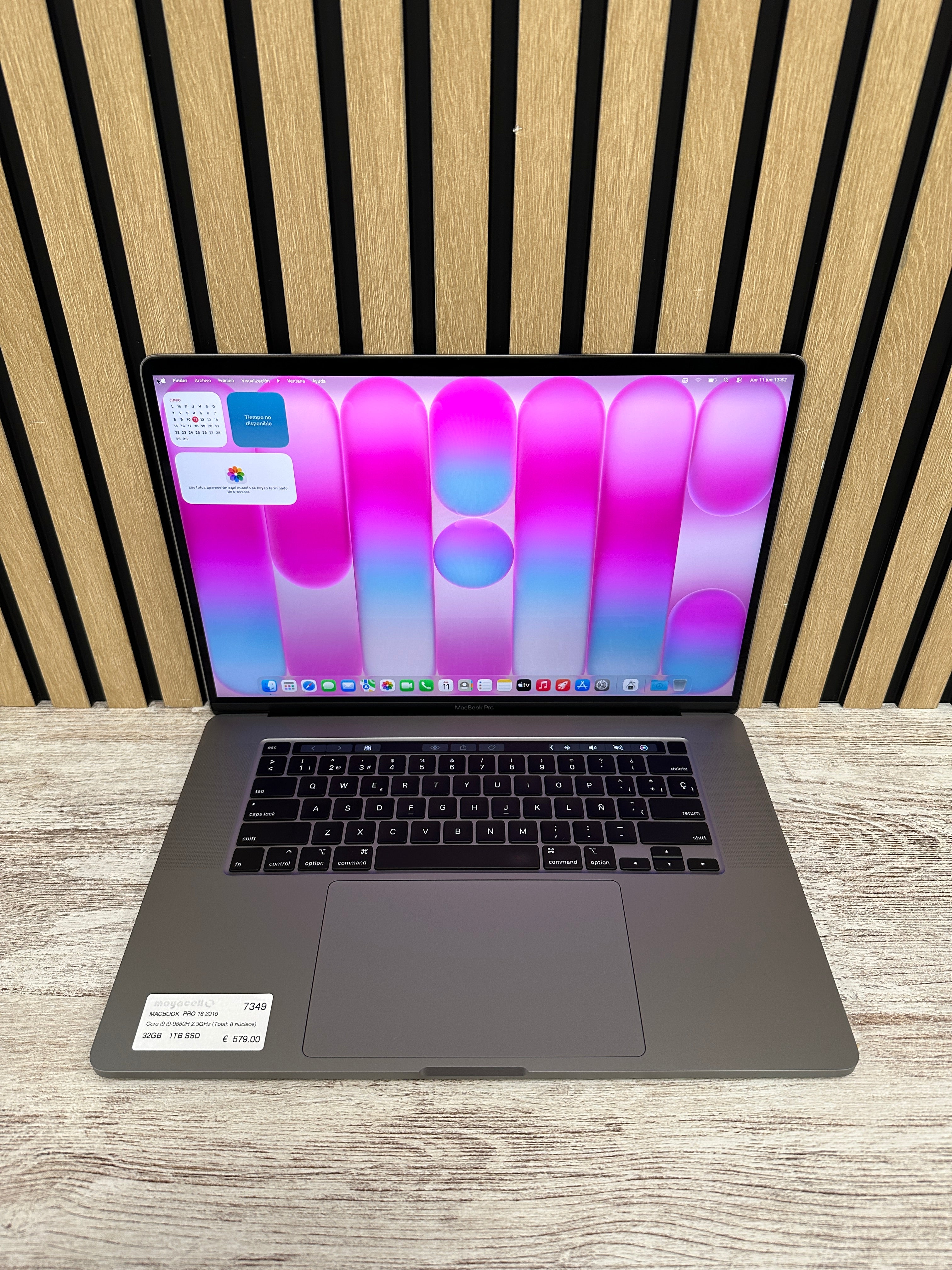 PRO 16 2019 Core i9 i9-9880H 2.3GHz (Total: 8 núcleos) 32GB 1TB SSD