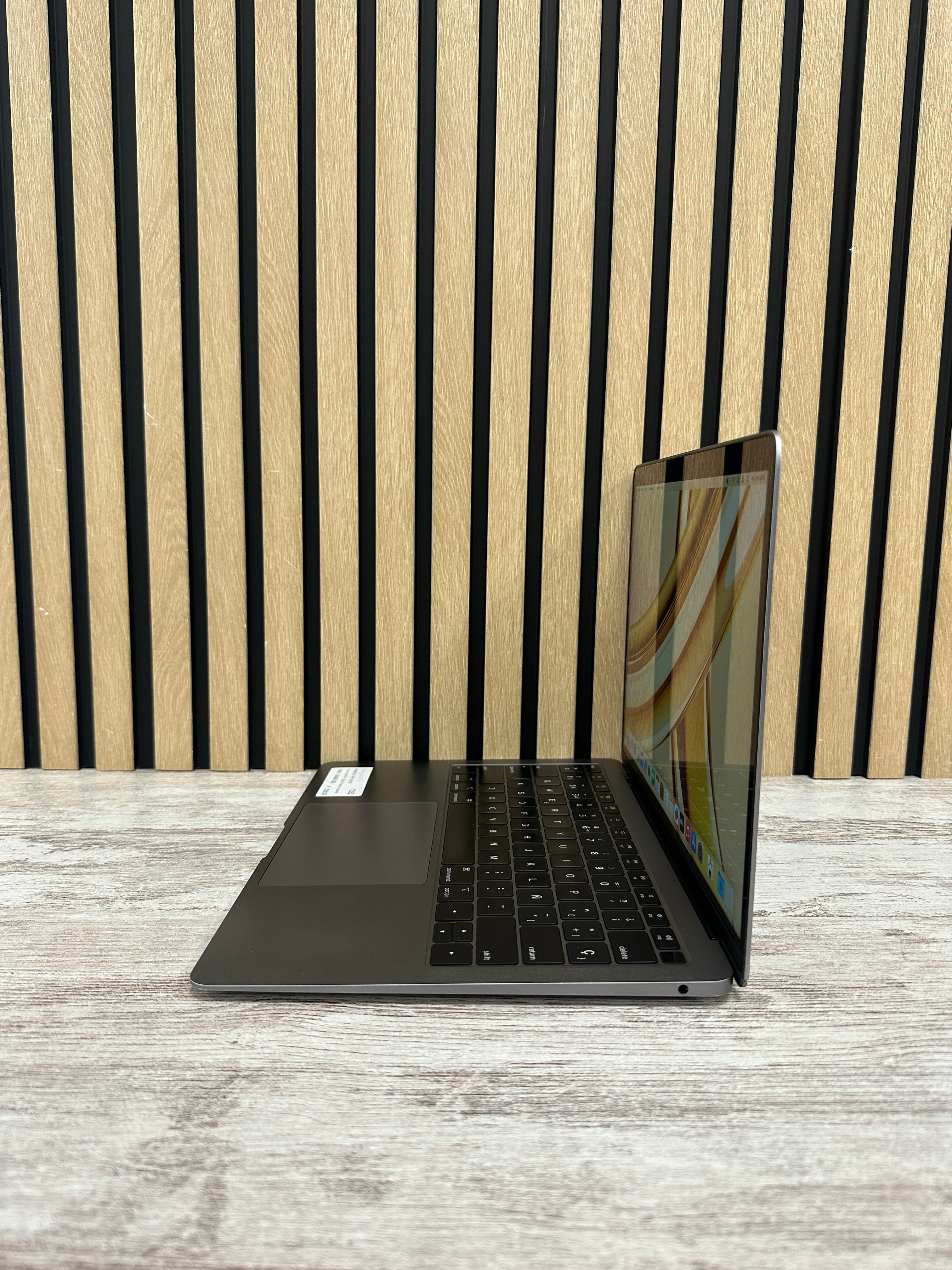 MacBook Air 13" 2019 i5 16GB 256GB SSD