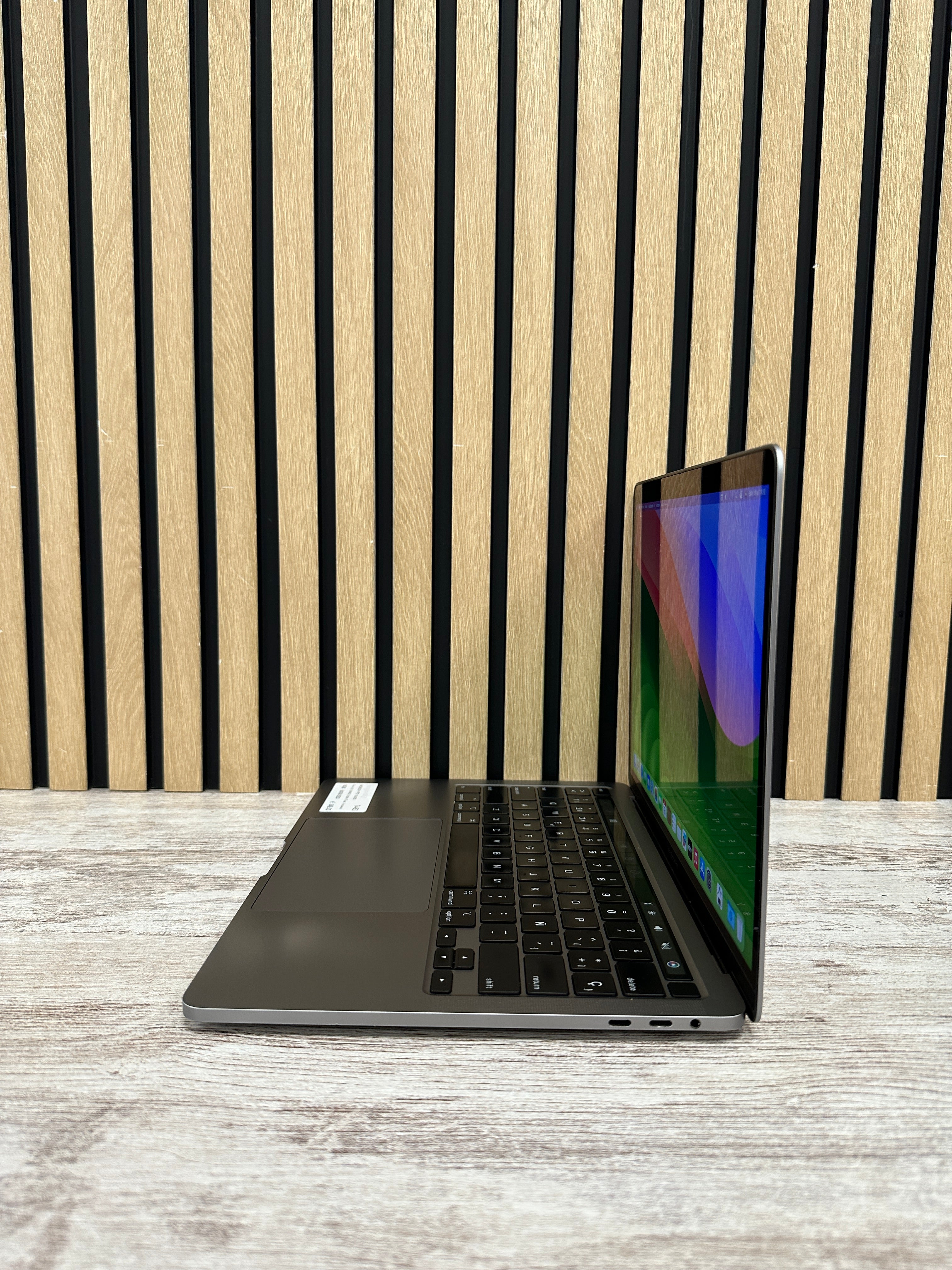 MacBook Pro 13 2020 Core i5 i5-1038NG7 2.0GHz (Total: 4 núcleos) 16GB 500GB SSD