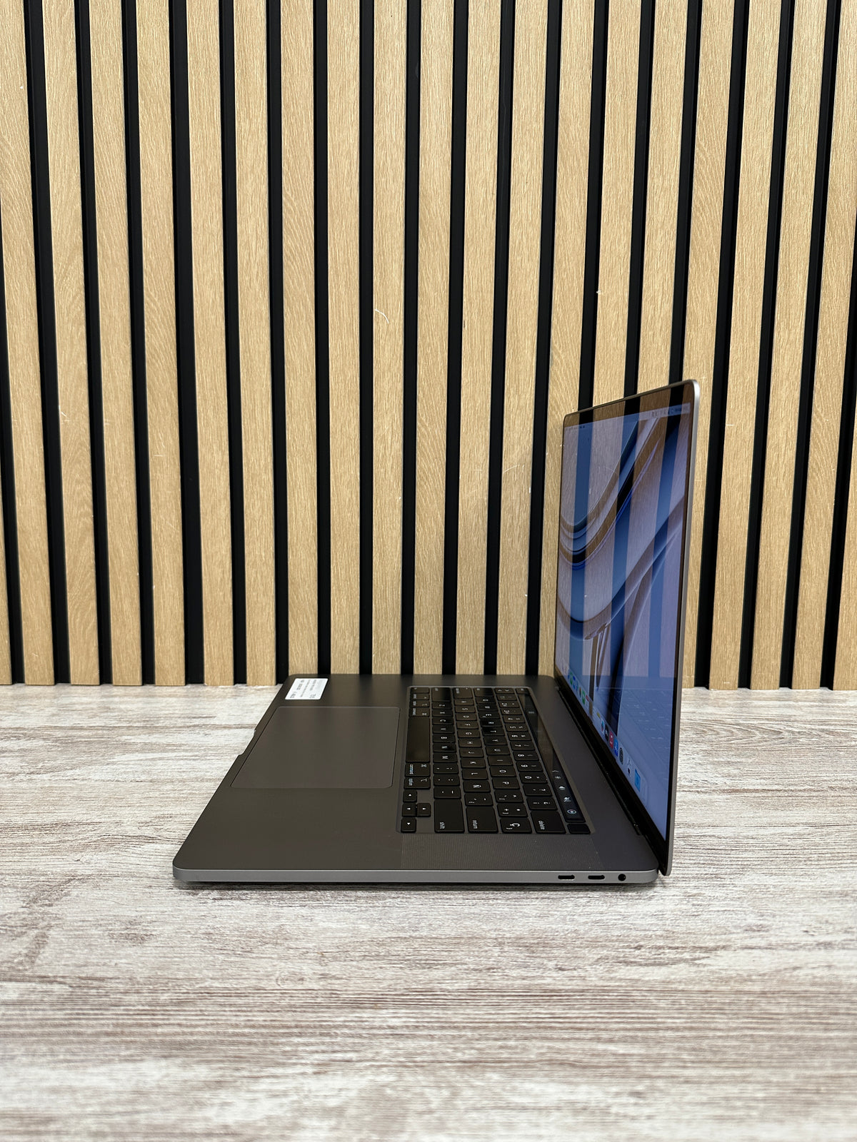 MacBook Pro 16" 2019 i9 16GB 500GB SSD