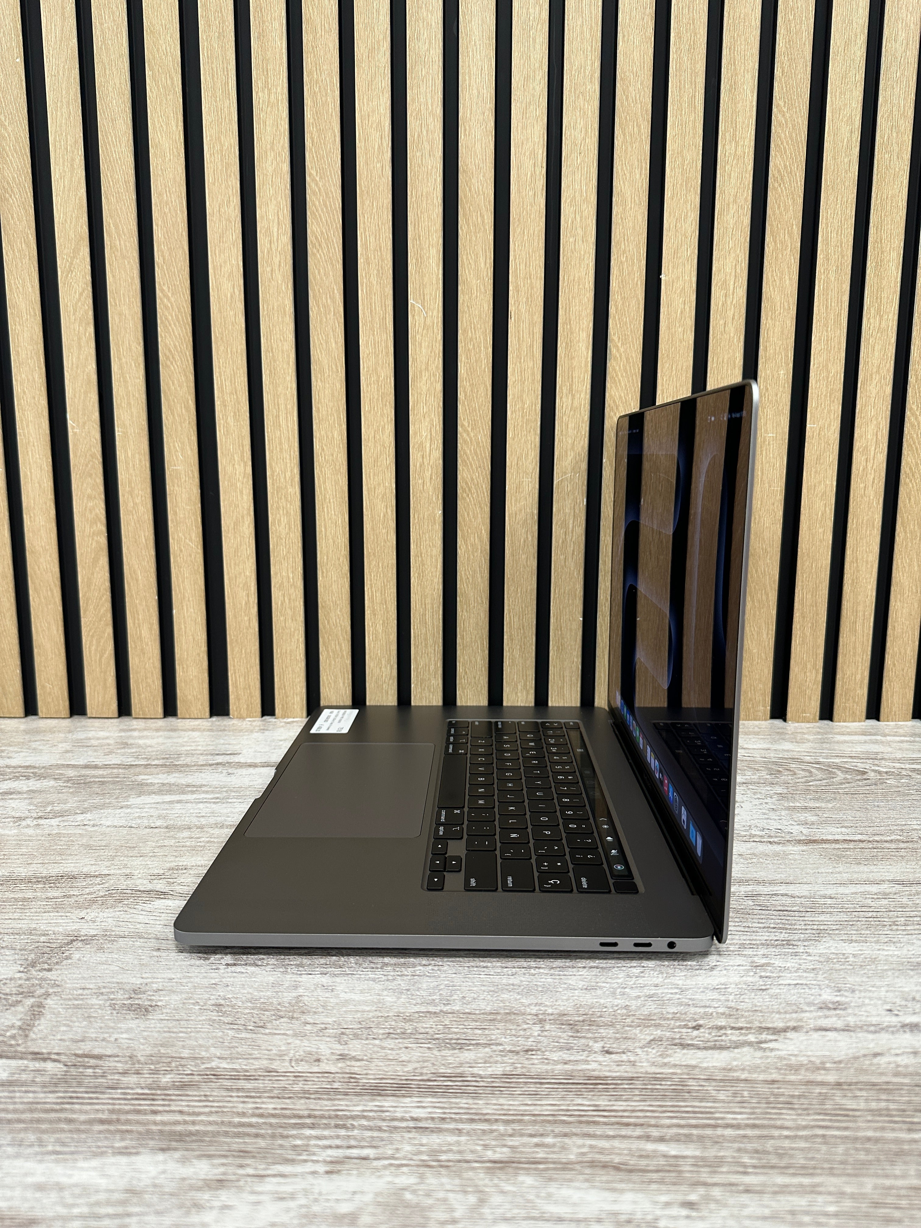 MacBook Pro 16" 2019 i7 16GB 500GB SSD