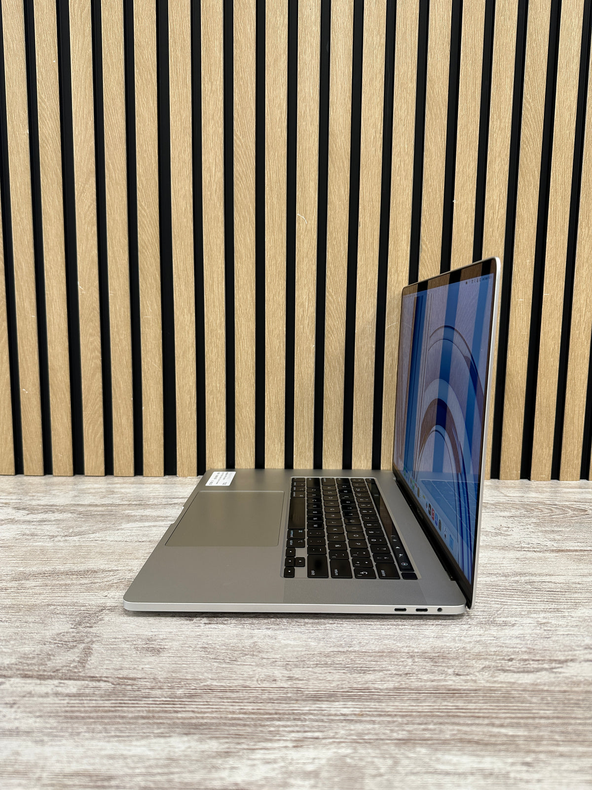 MacBook Pro 16" 2019 i7 16GB 500GB SSD - Moyacell