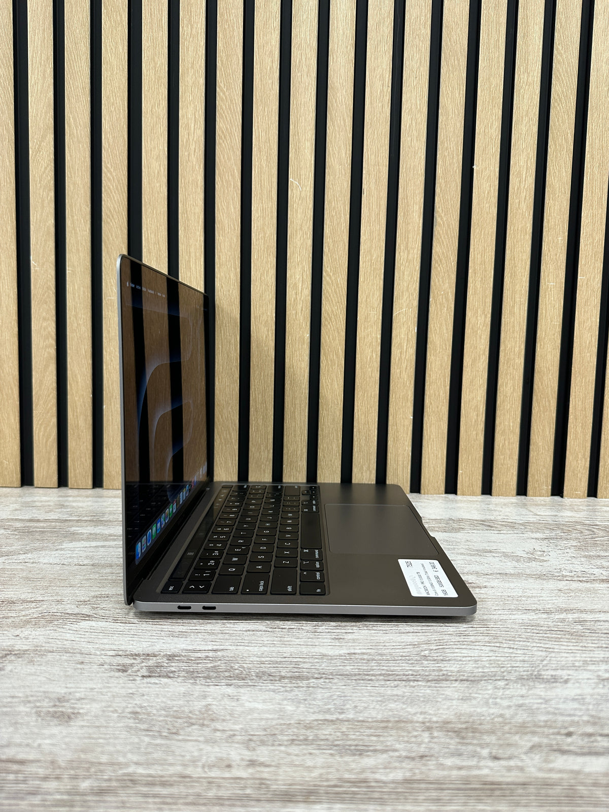 MacBook Pro 13" 2020 TB i5 16GB 500GB SSD