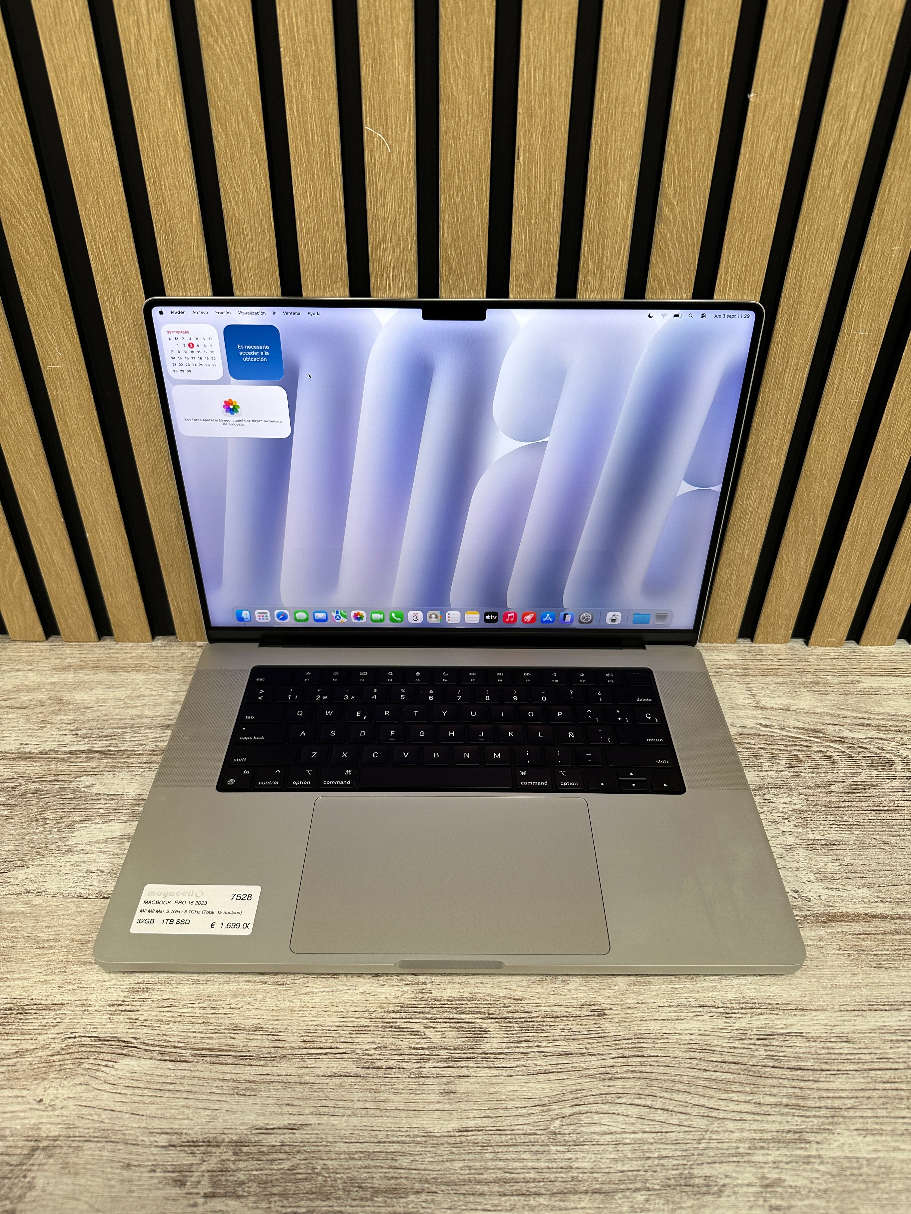 MacBook Pro 16" 2023 M2 32GB 1TB SSD - Moyacell