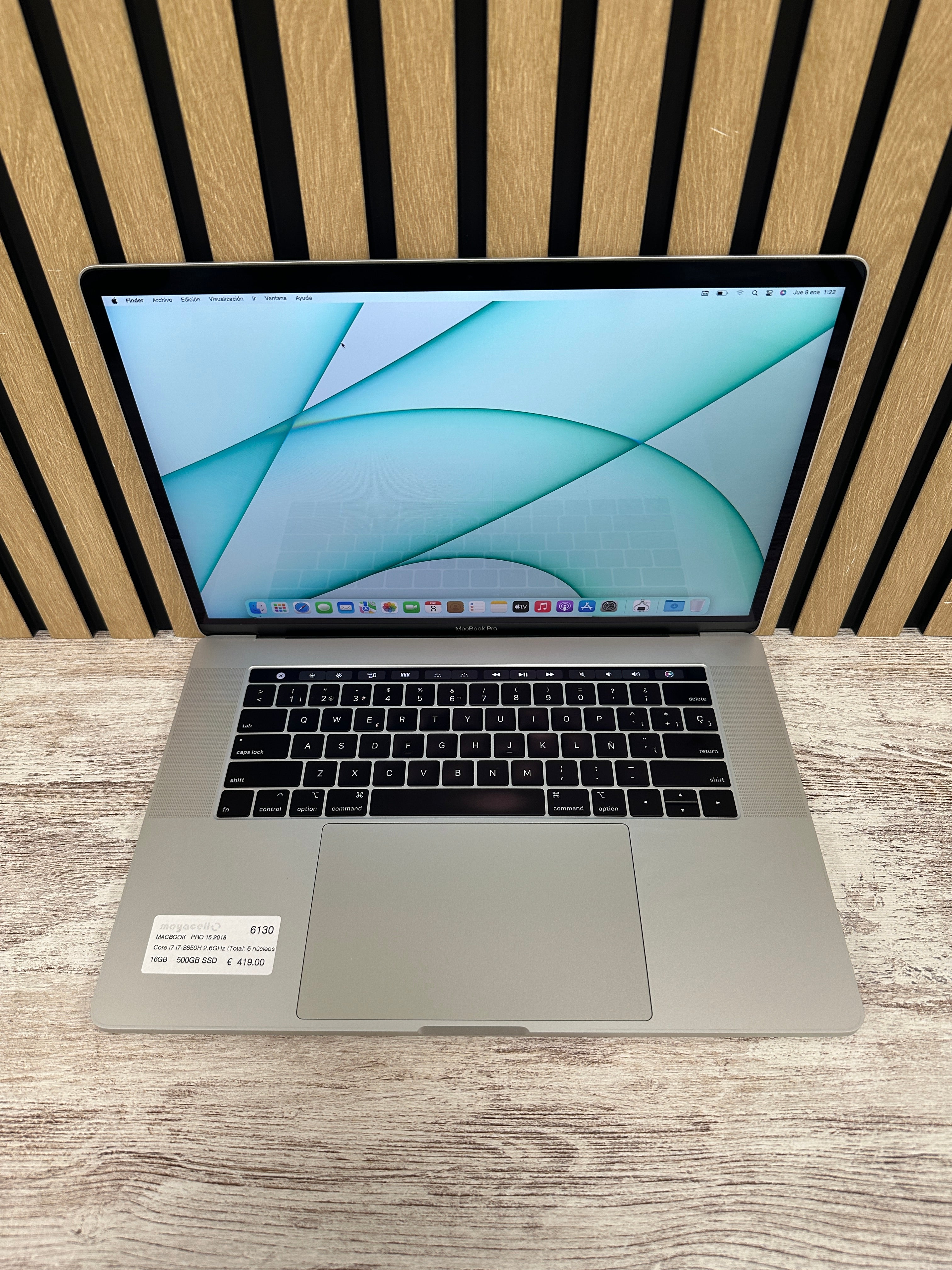 MacBook Pro 15" 2018 i7 16gb 500gb SSD