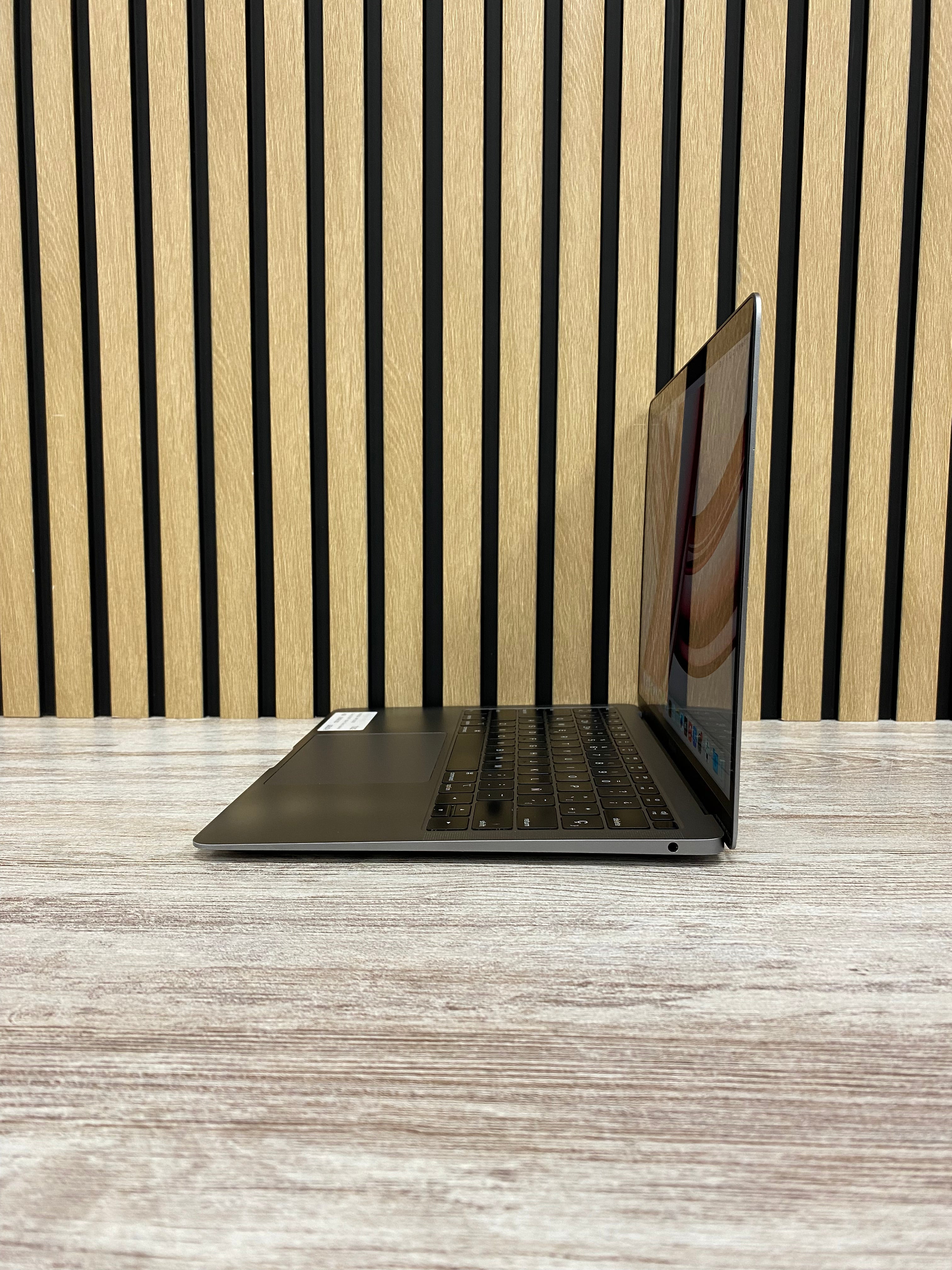 MacBook Air 13" 2019 i5 8gb 256gb SSD - Moyacell