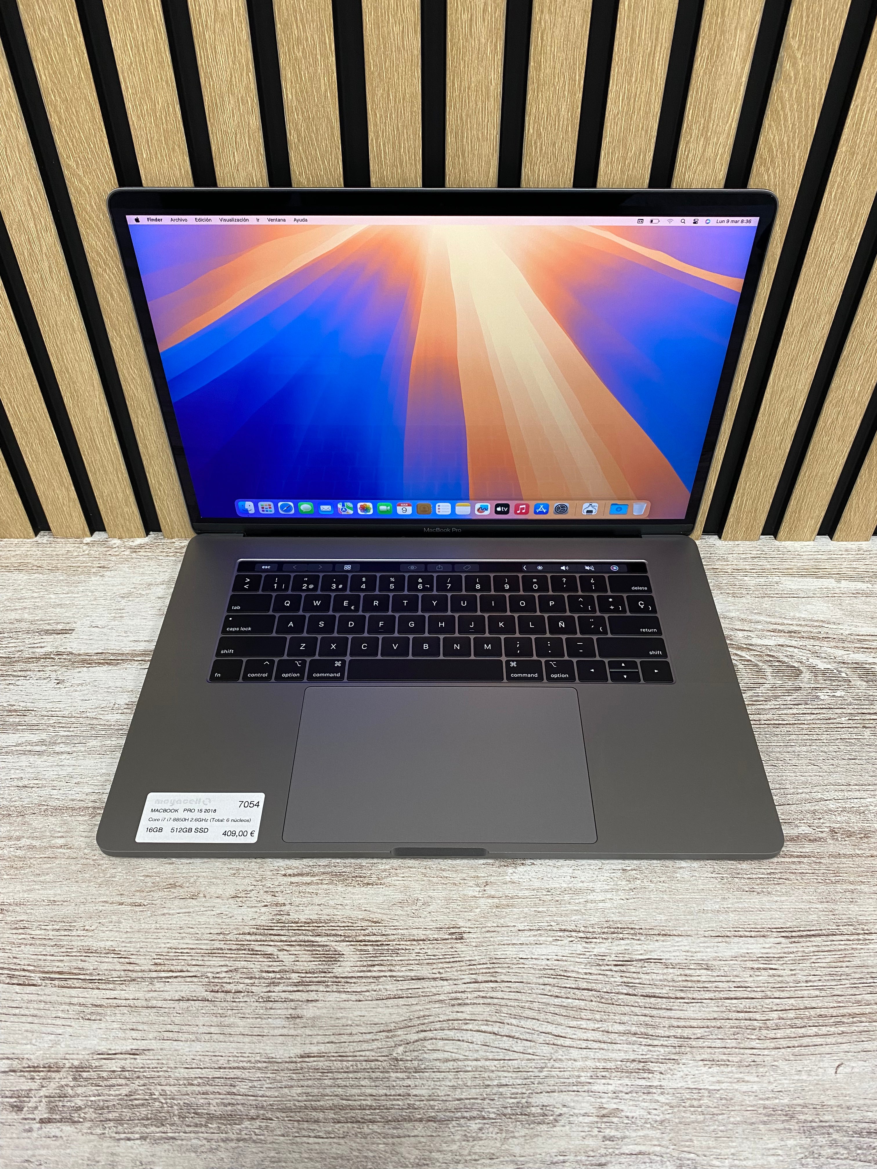 MacBook Pro 15" 2018 i7 16gb 512gb SSD - Moyacell