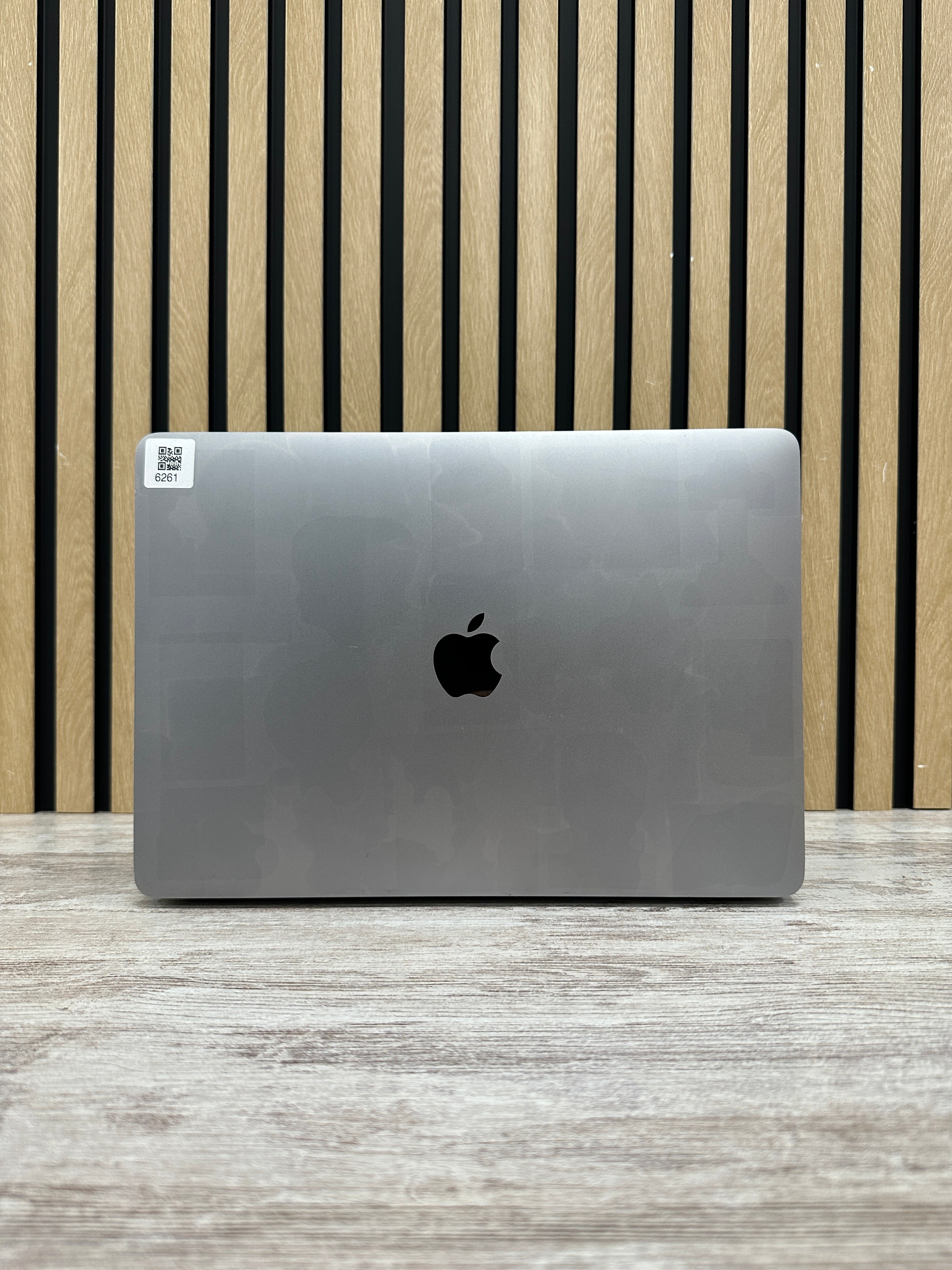 MacBook Pro 13" 2020 M1 8gb 256gb SSD