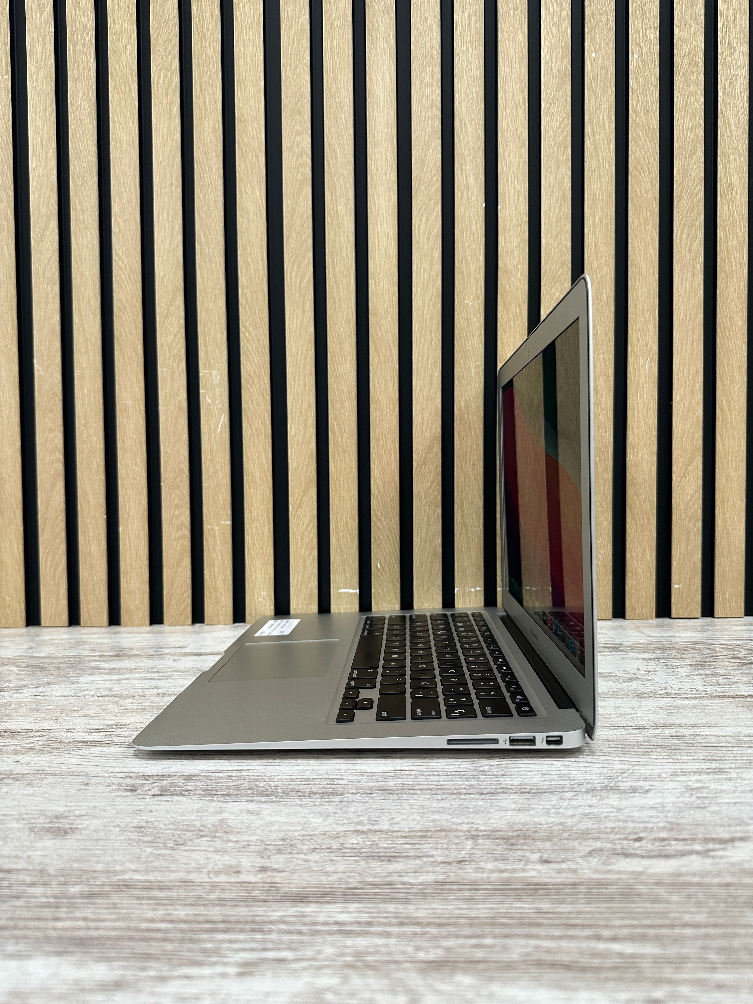 MacBook Air 13" 2014 i7 8gb 256gb SSD