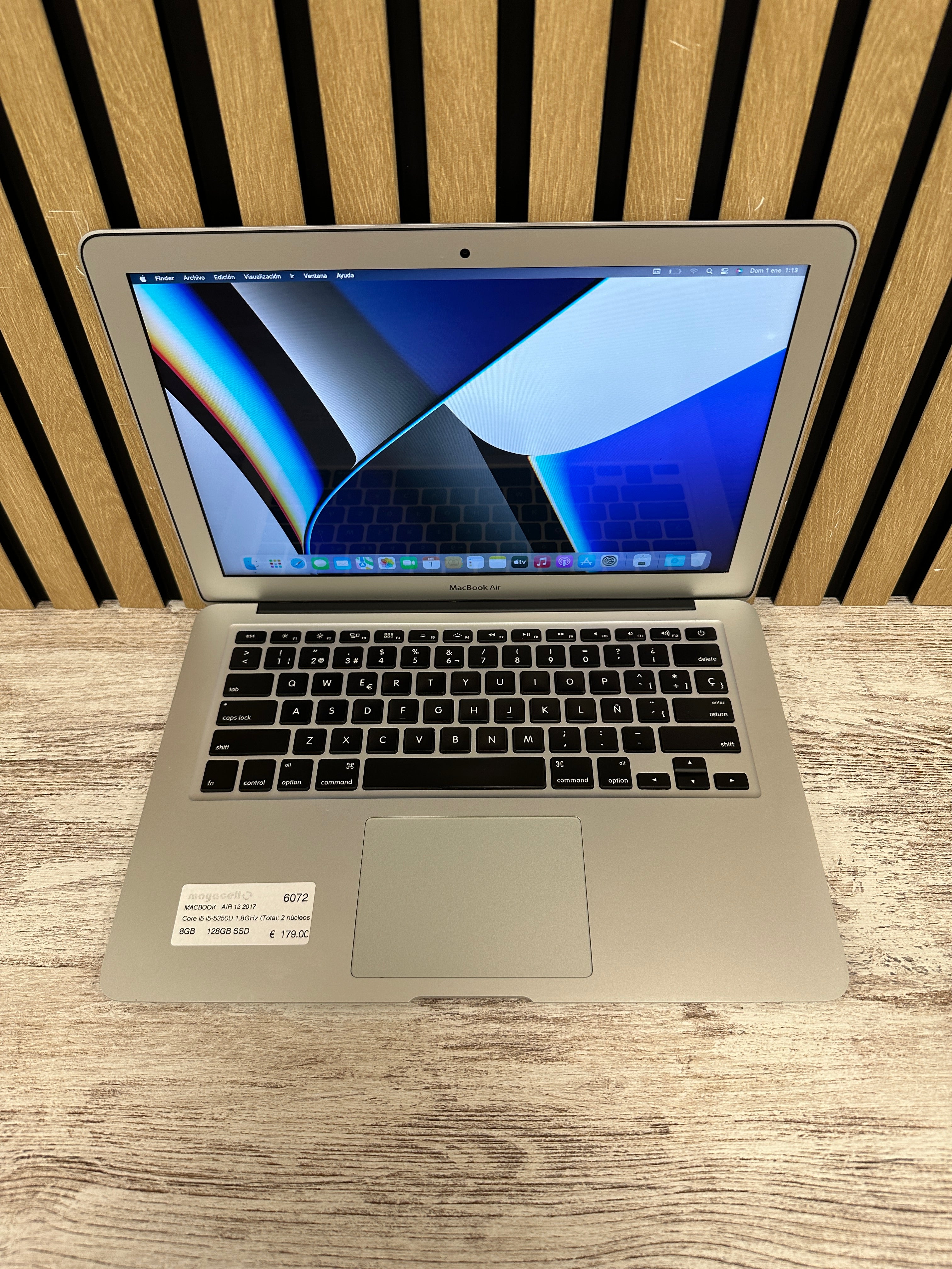 MacBook Air 13" 2017 i5 8gb 128gb SSD
