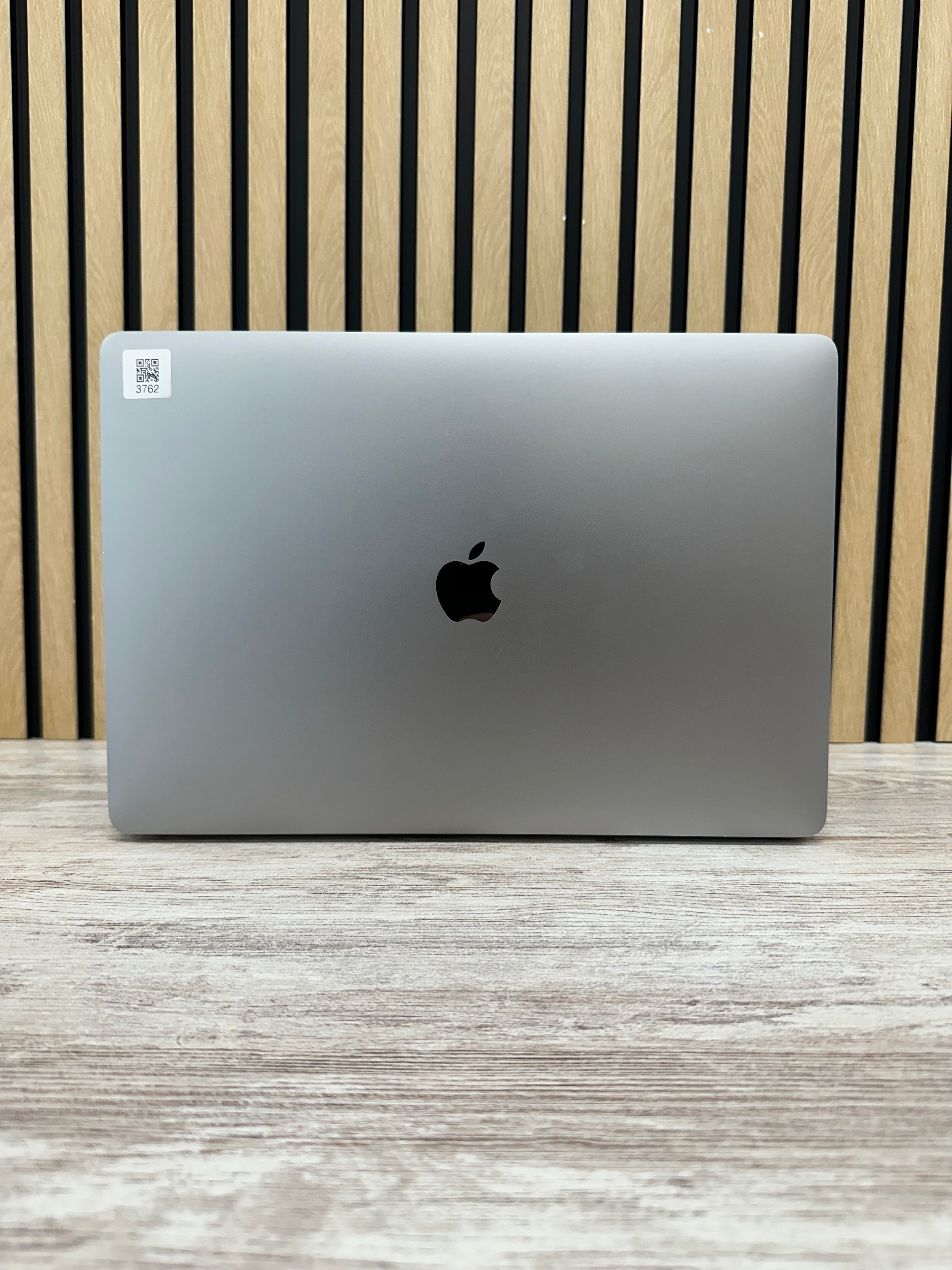MacBook Pro 15" 2019 i9 32gb 500gb SSD