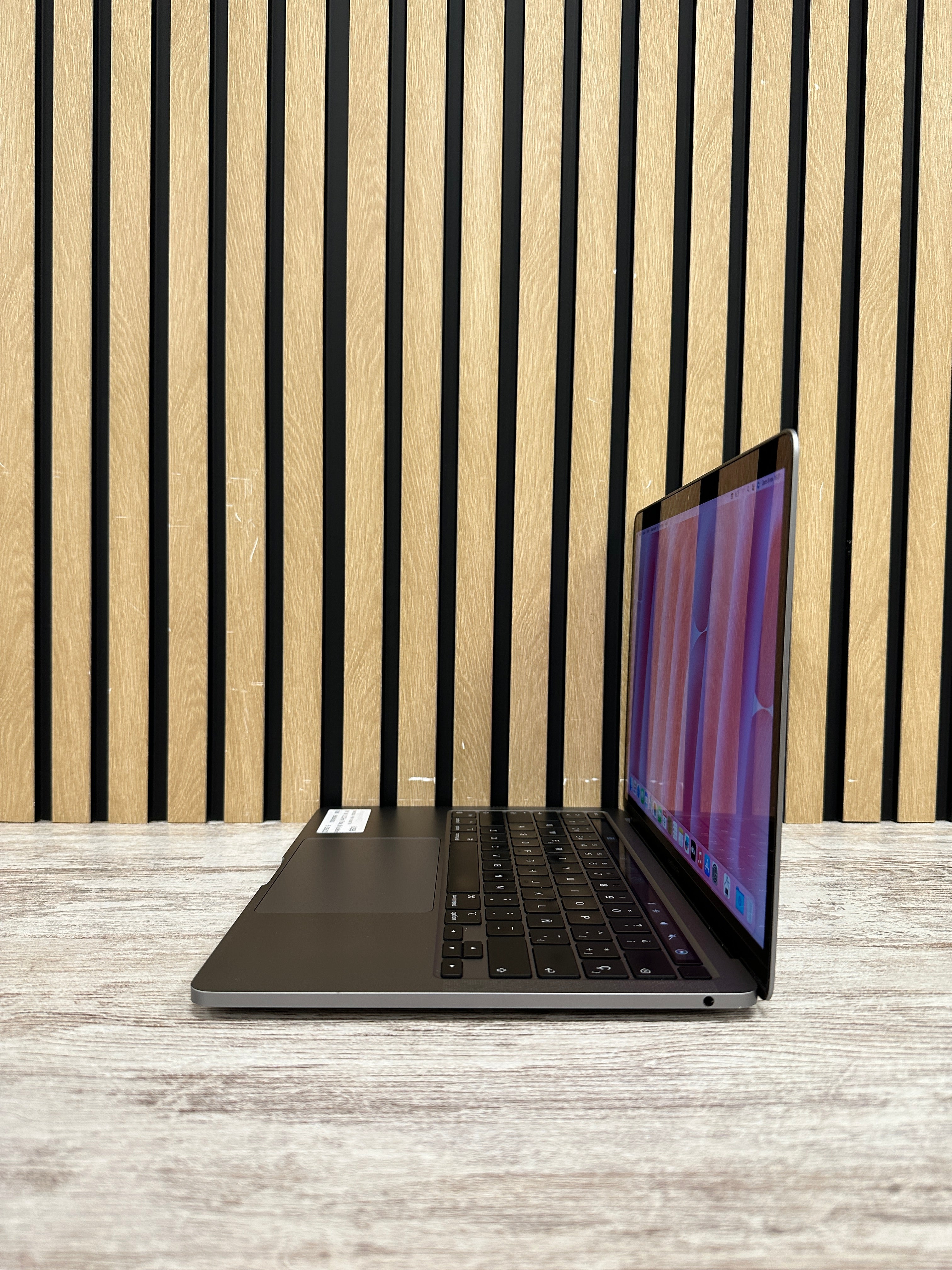 MacBook Pro 13" 2020 TB M1 8gb 256gb SSD