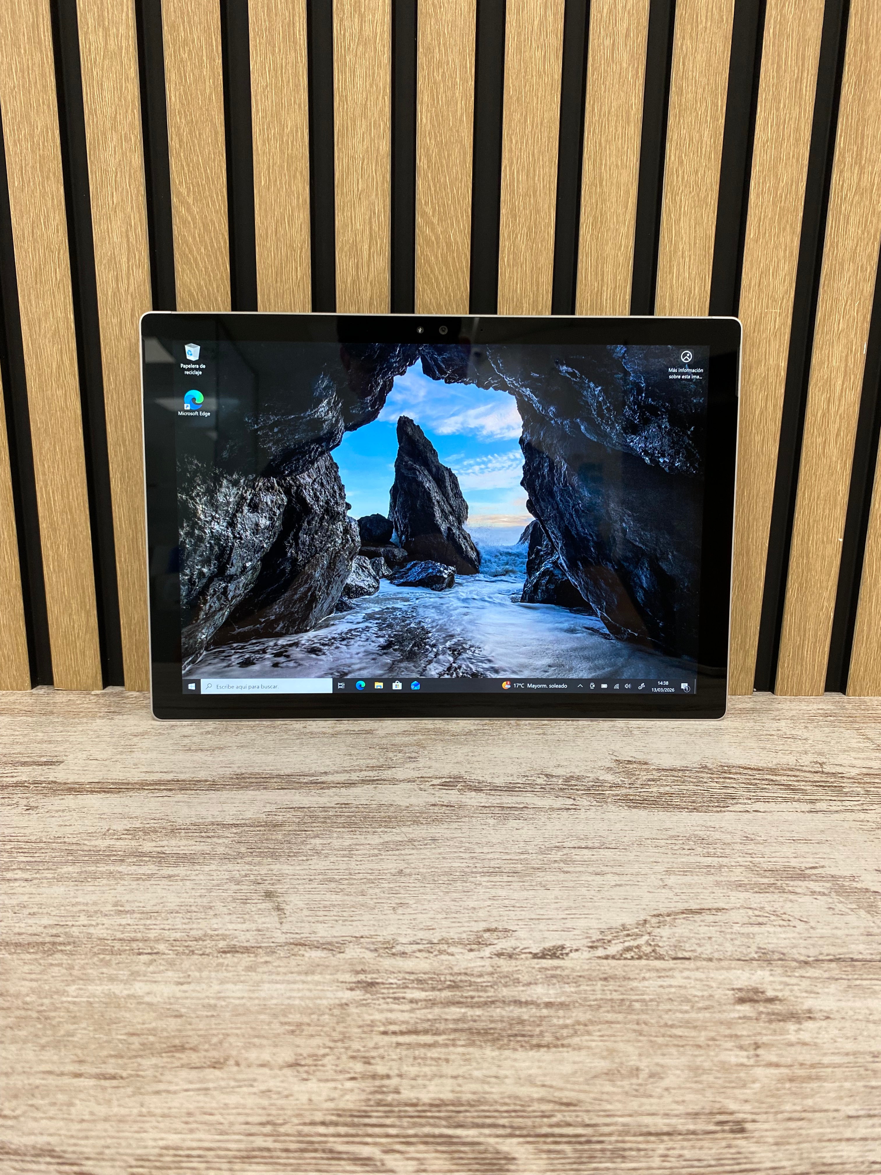 Microsoft Corp Surface Pro 4 i7 8gb 256gb SSD