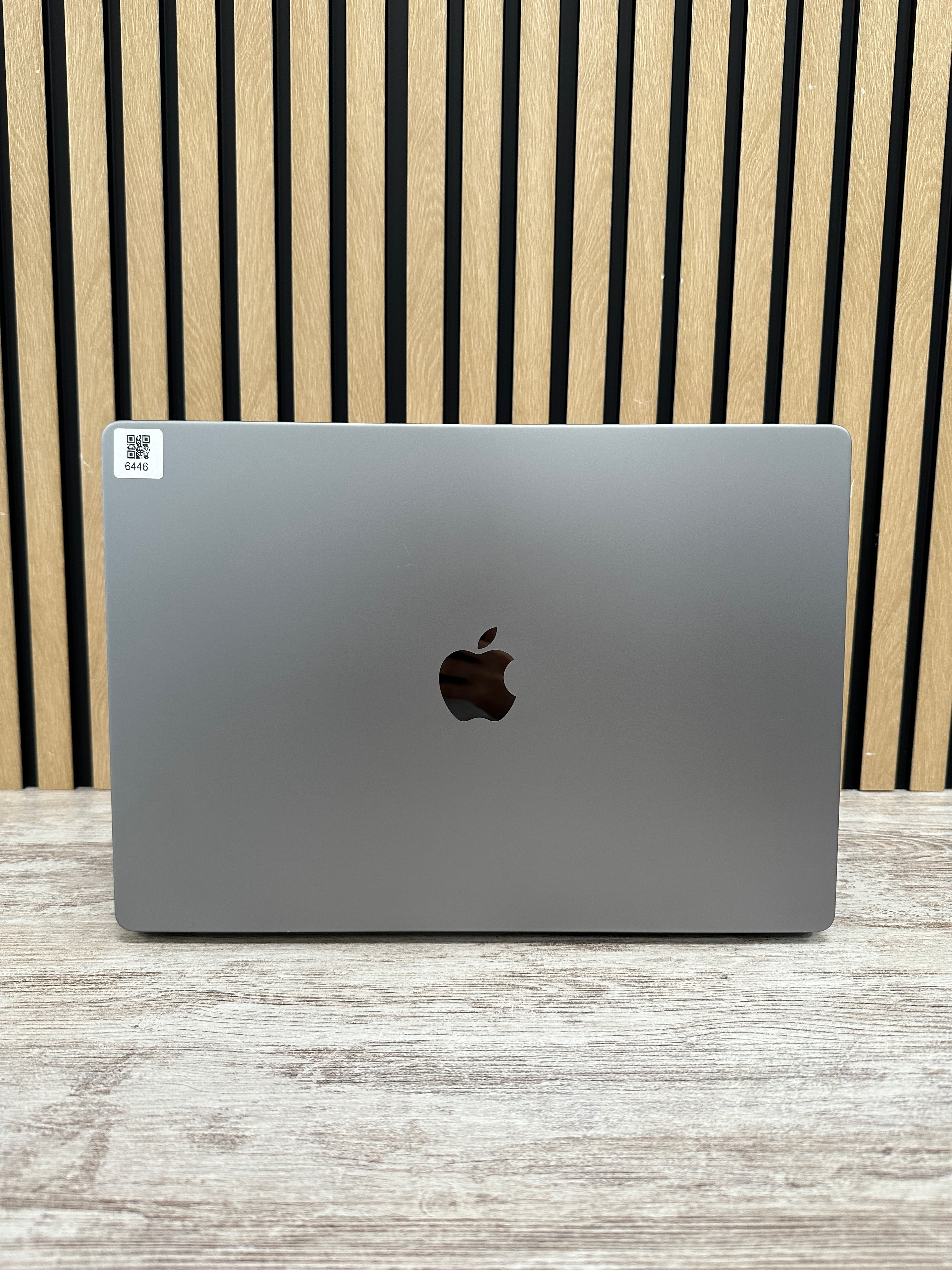 MacBook Pro 16" 2021 M1 PRO 16gb 1tb SSD