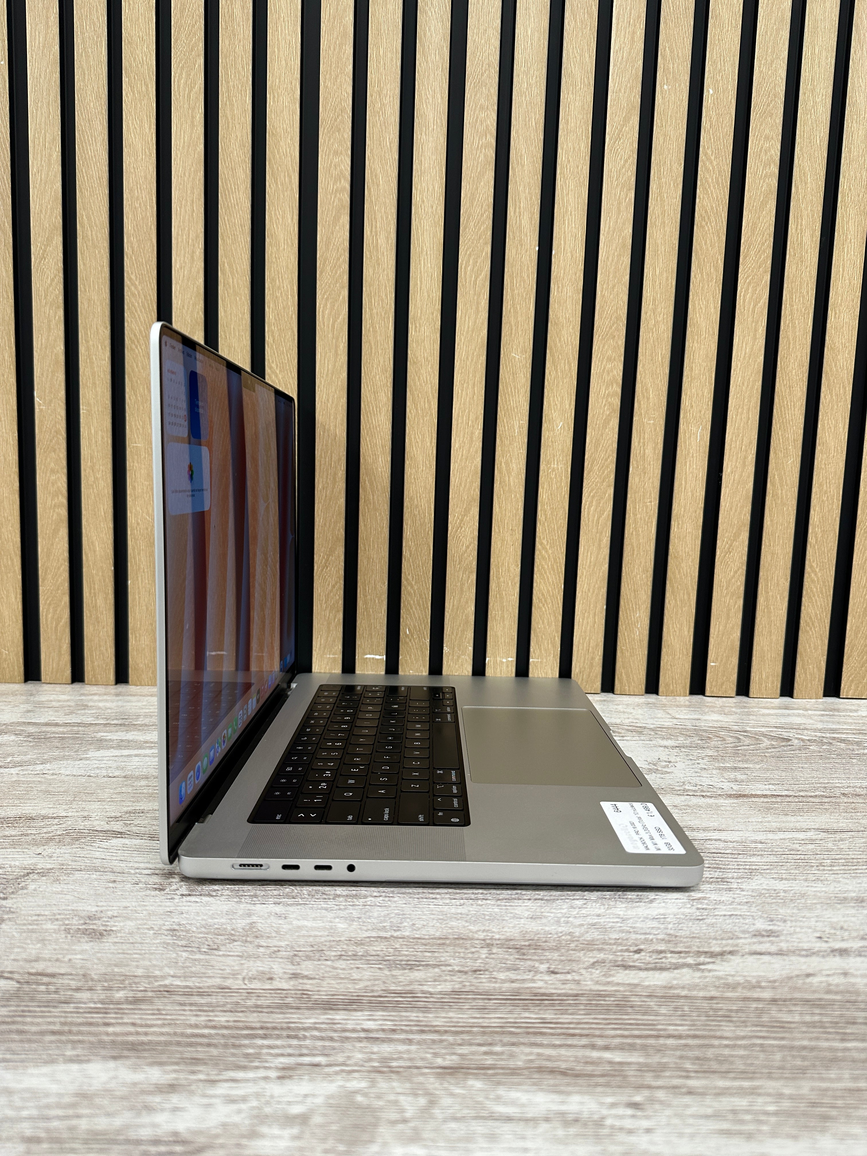 MacBook Pro 16" 2021 M1 MAX 32gb 1tb SSD