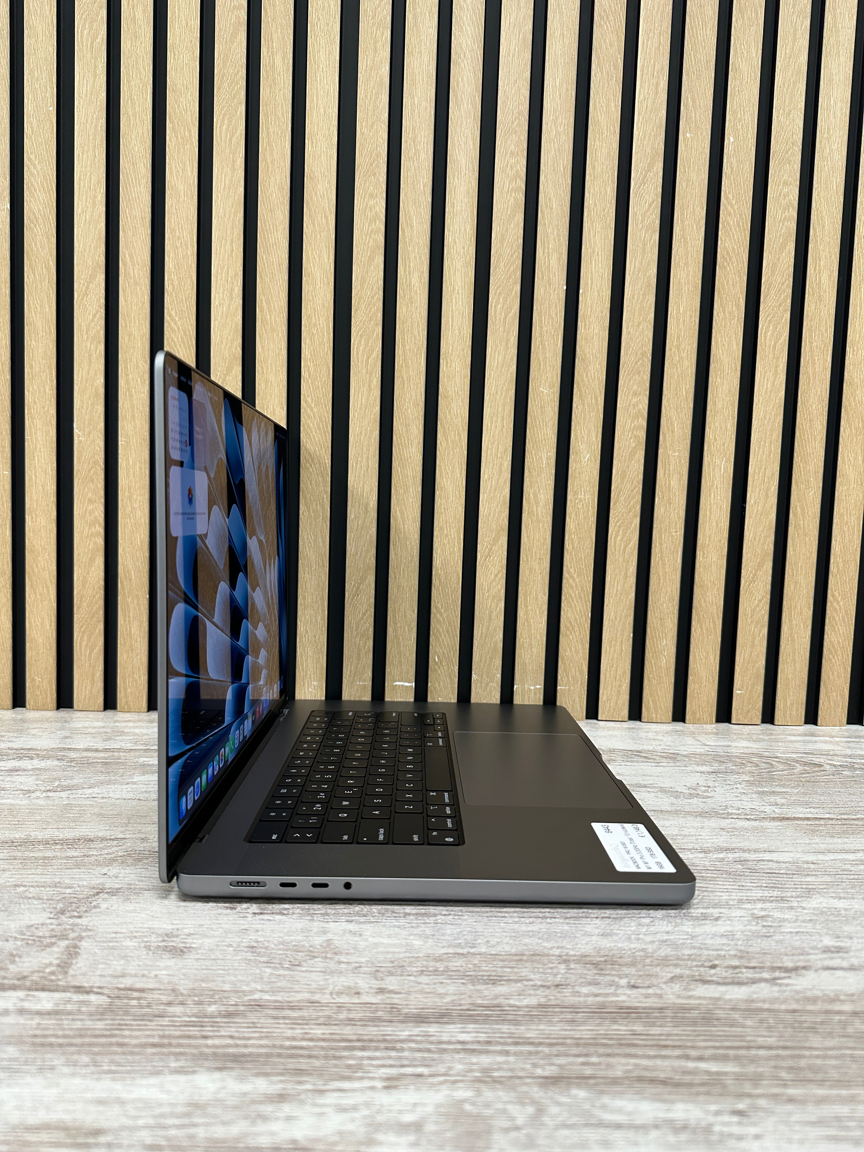 MacBook Pro 16" 2021 M1 PRO 16gb 1tb SSD