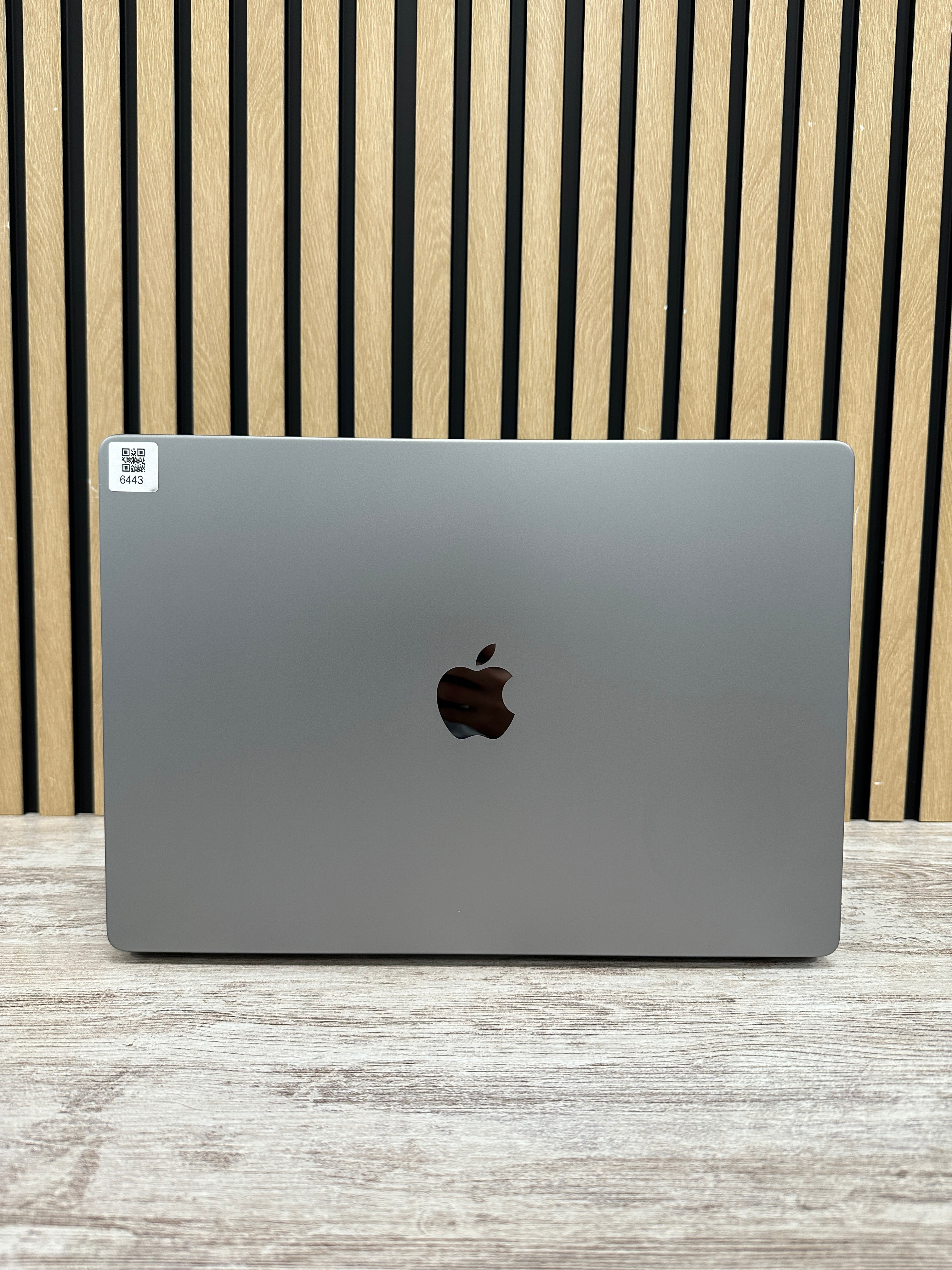 MacBook Pro 16" 2021 M1 PRO 16gb 1tb SSD