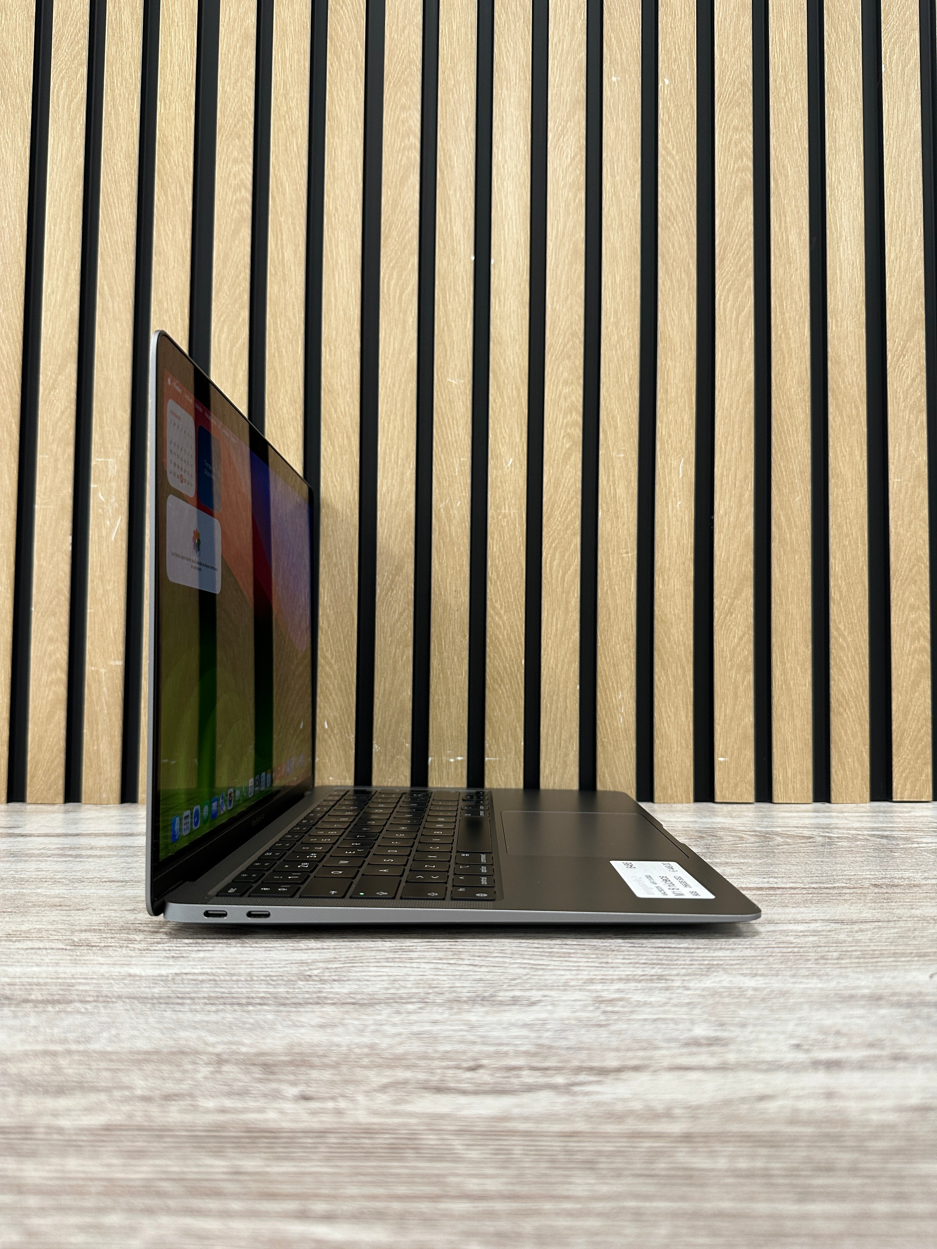 MacBook Air 13" 2020 M1 8gb 256gb SSD