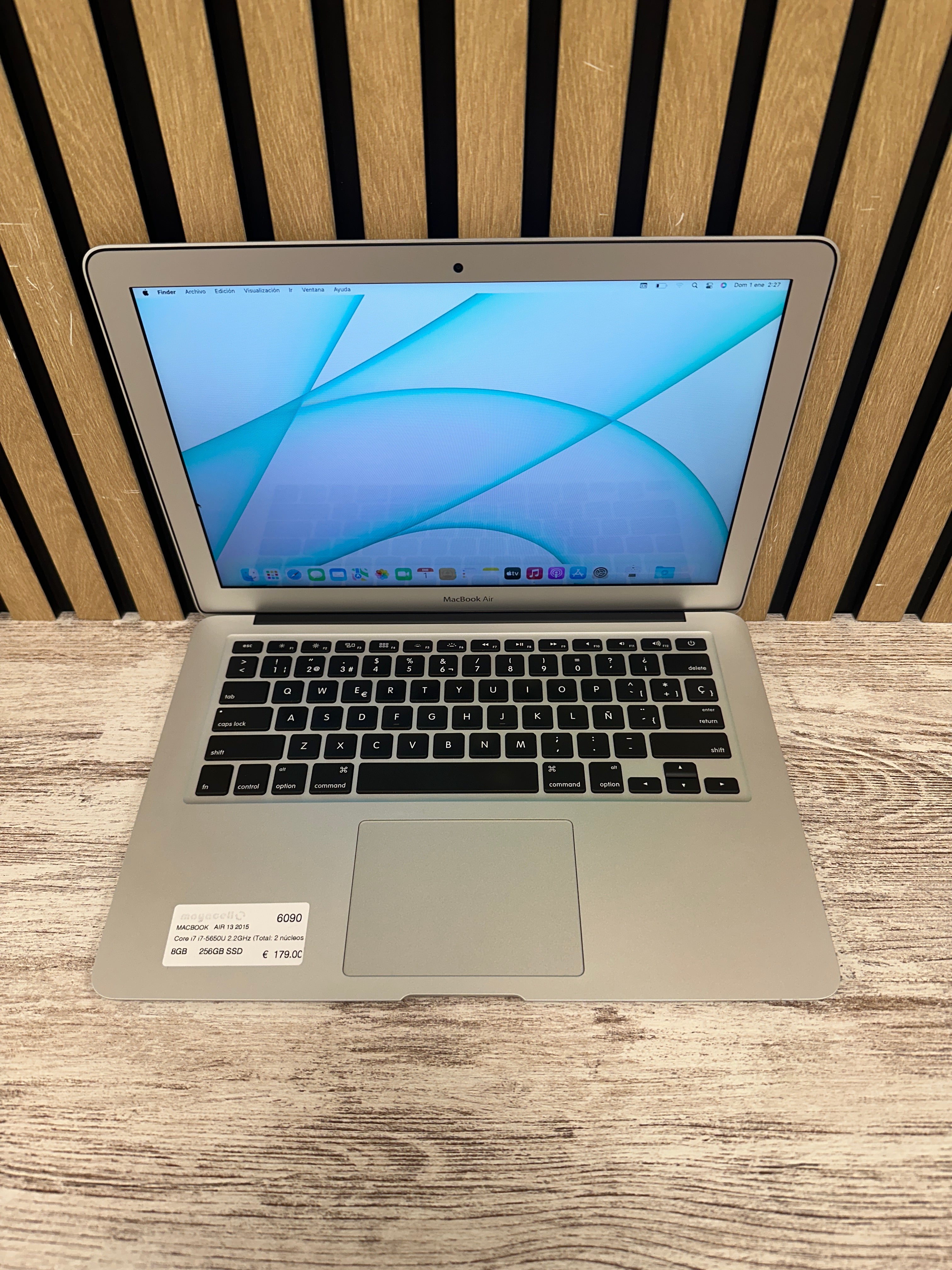 MacBook Air 13" 2015 i7 8gb 256gb SSD