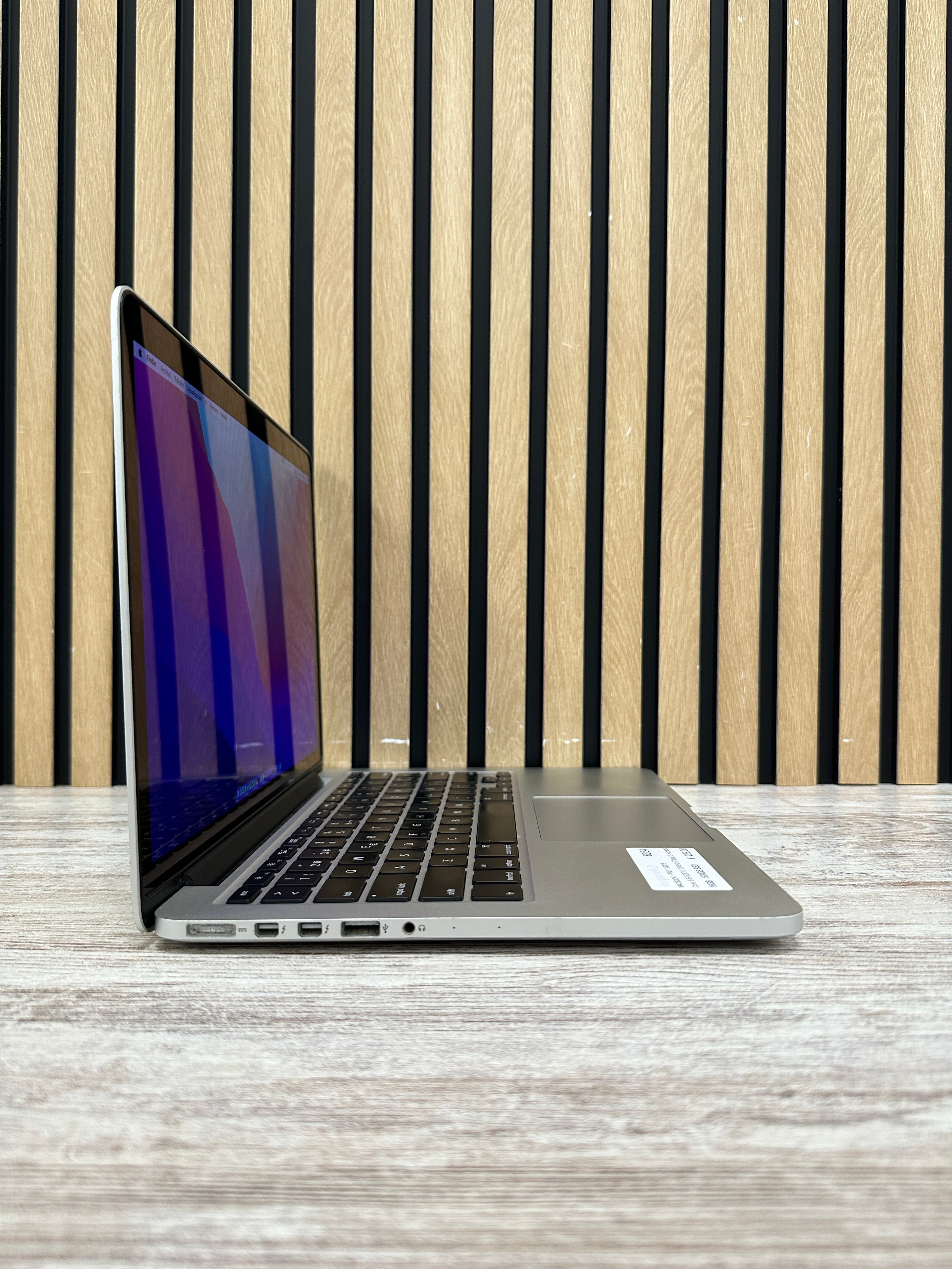 MacBook Pro 13" 2015 i5 16gb 500gb SSD
