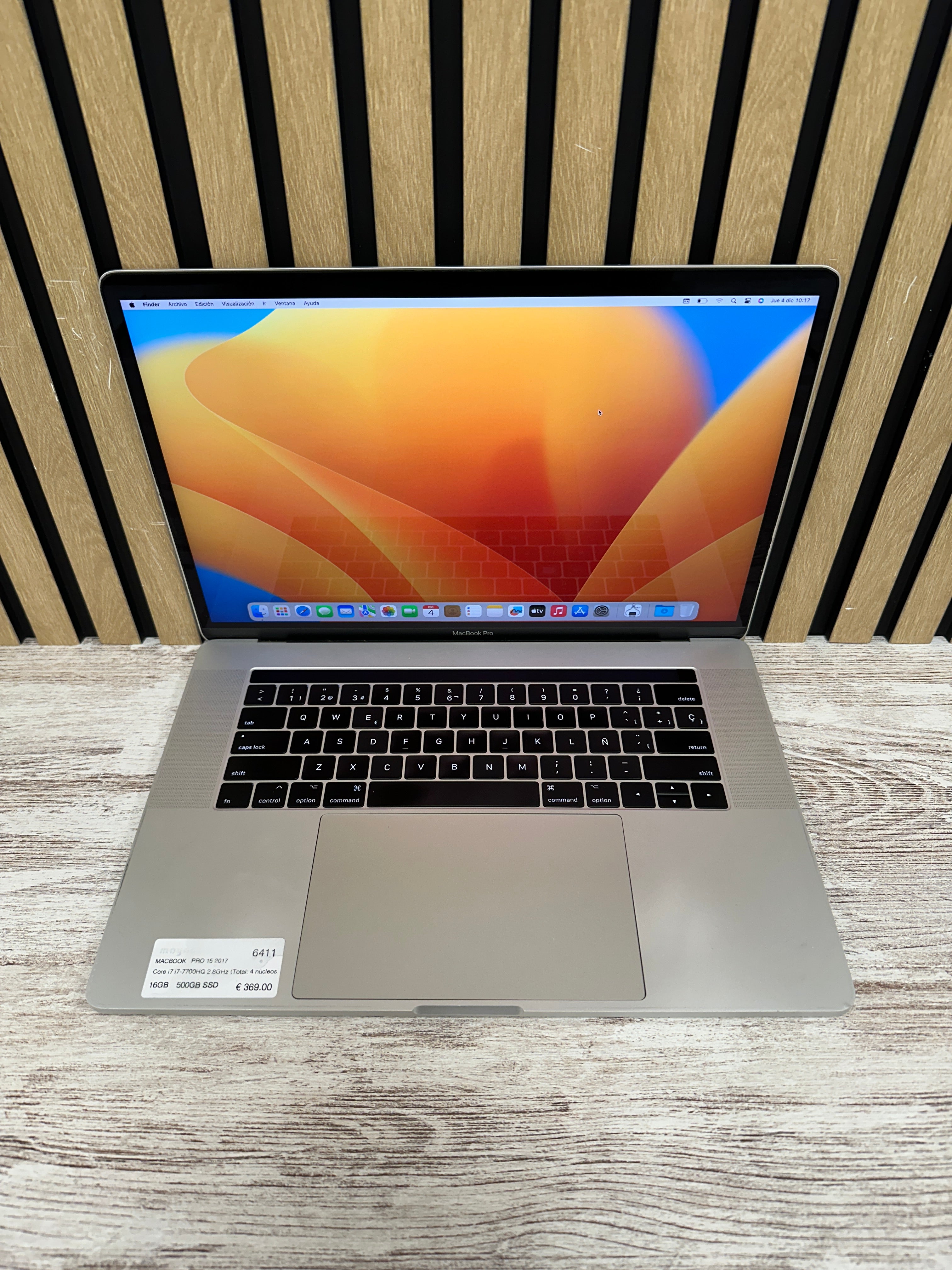 MacBook Pro 15" 2017 i7 16gb 500gb SSD