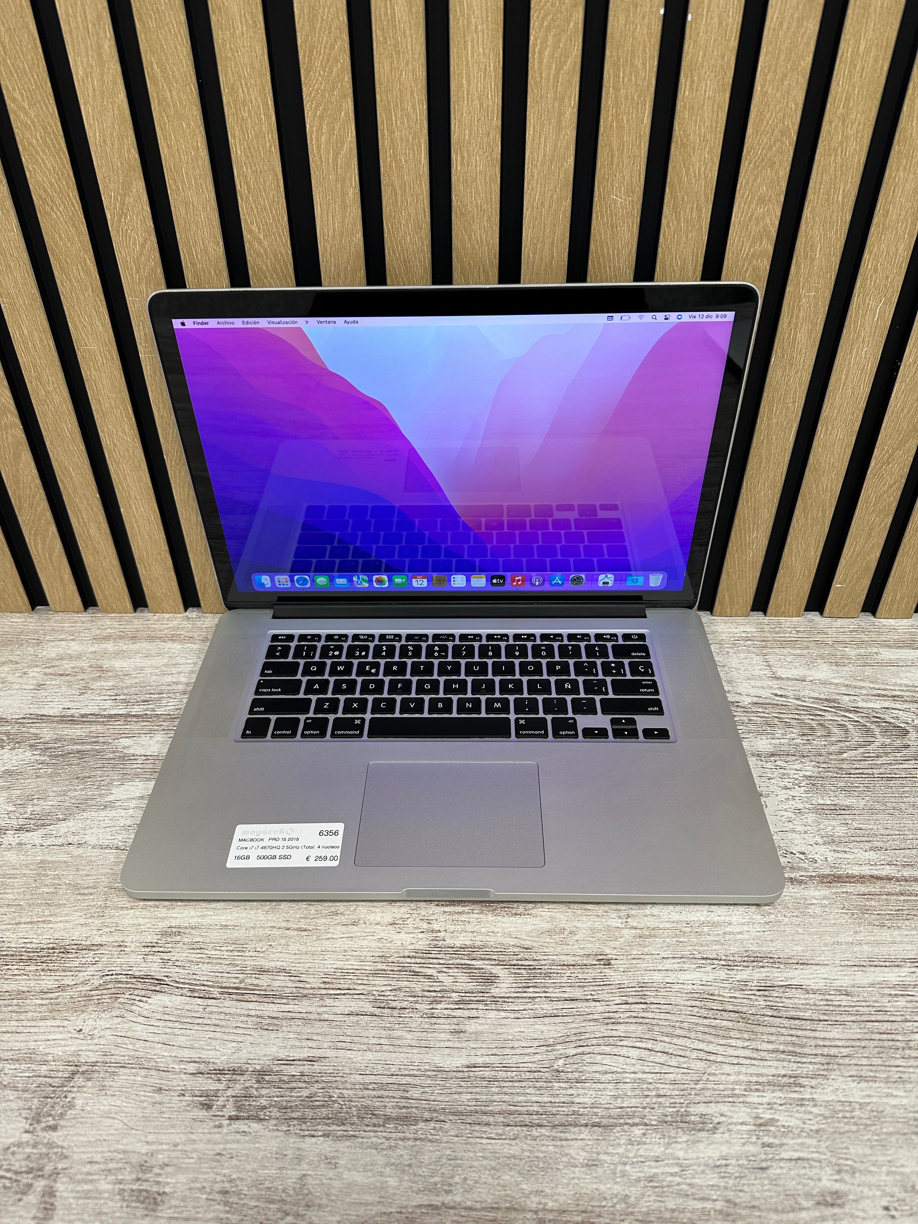 MacBook Pro 15" 2015 i7 16gb 500gb SSD