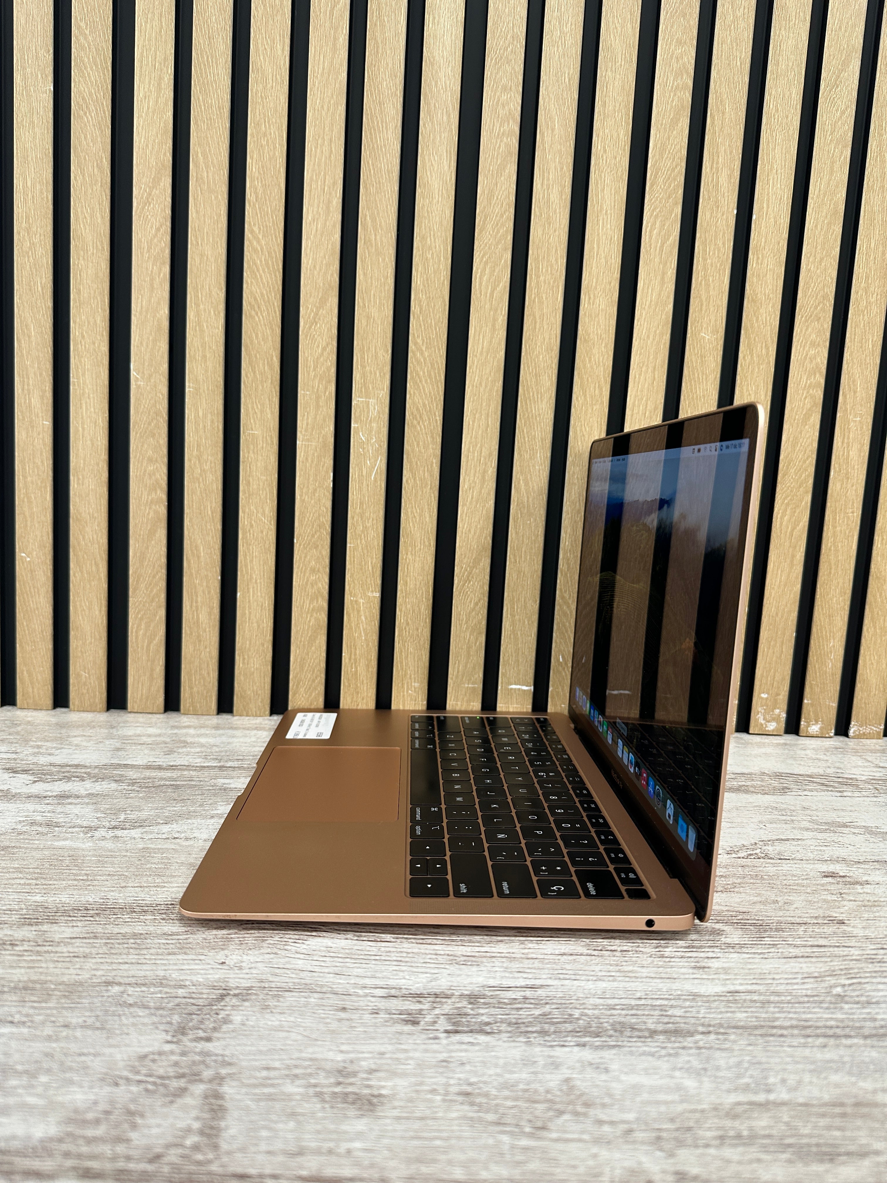 MacBook Air 13" 2018 i5 8gb 128gb SSD