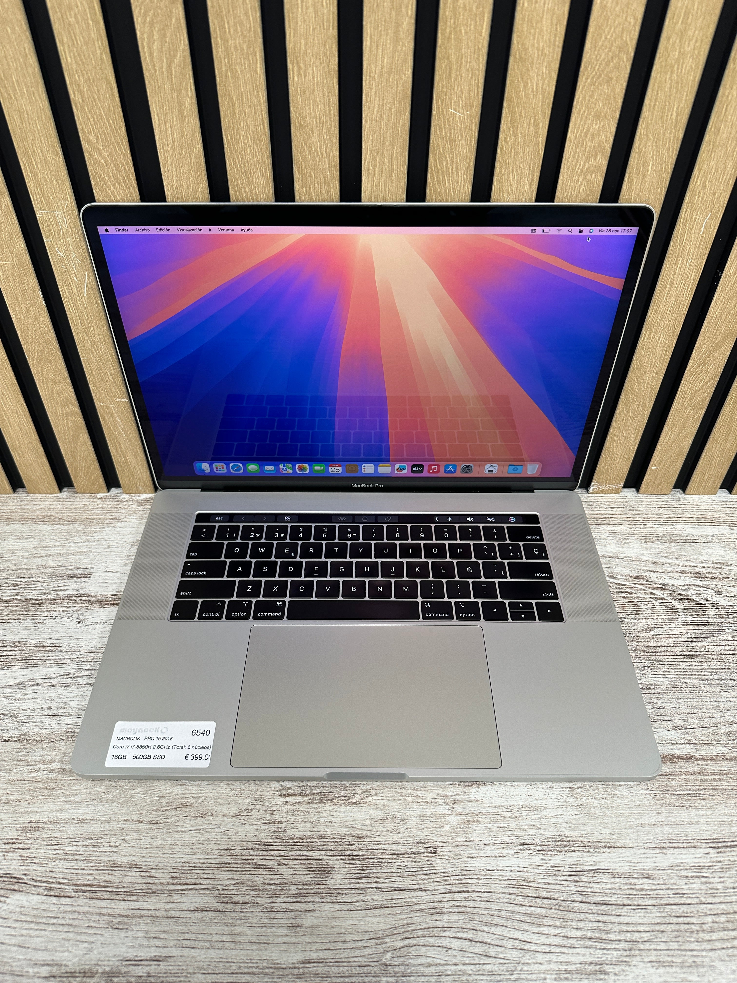 MacBook Pro 15" 2018 i7 16gb 500gb SSD