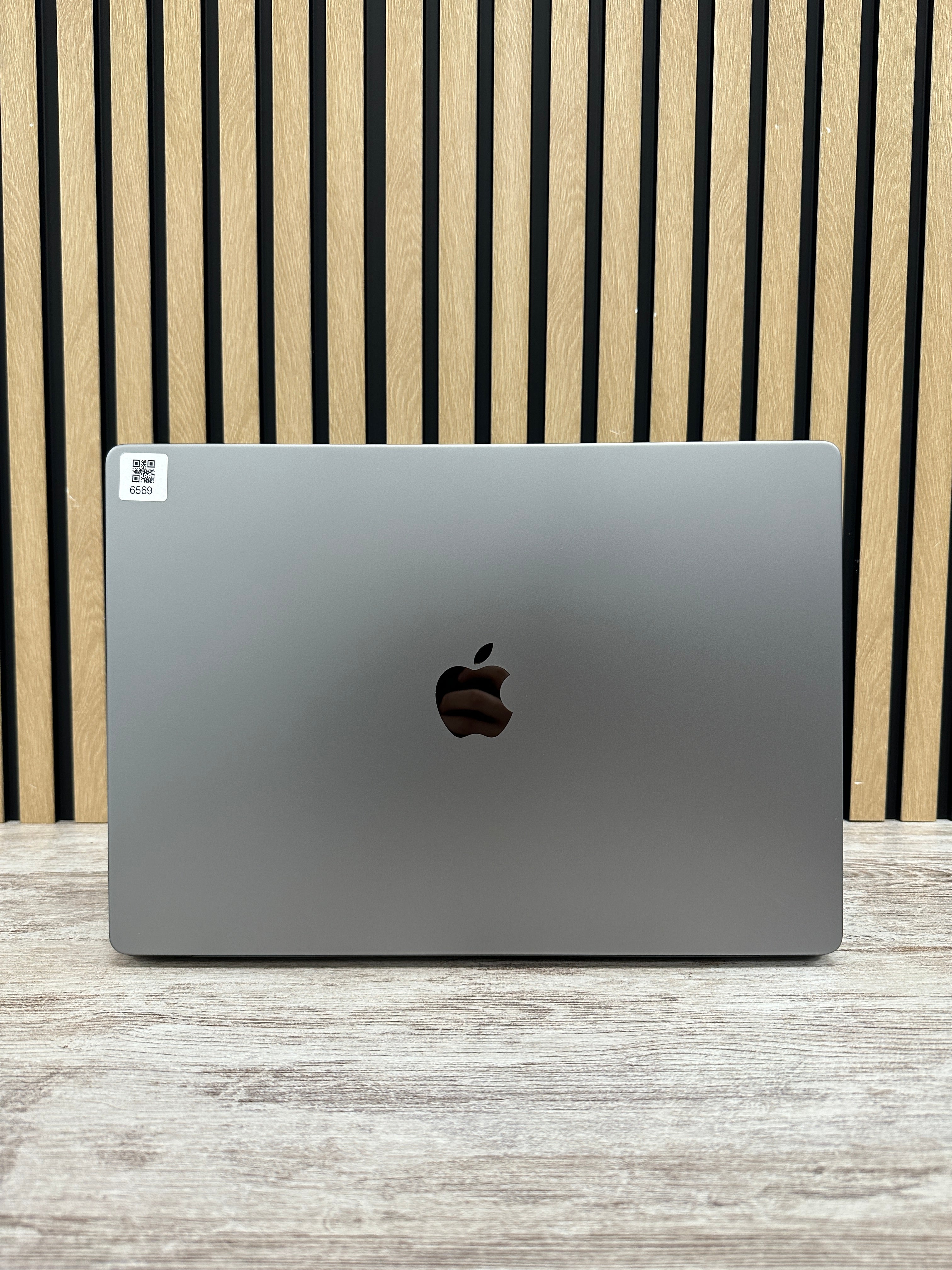 MacBook Pro 16" 2021 M1 PRO 16gb 512gb SSD