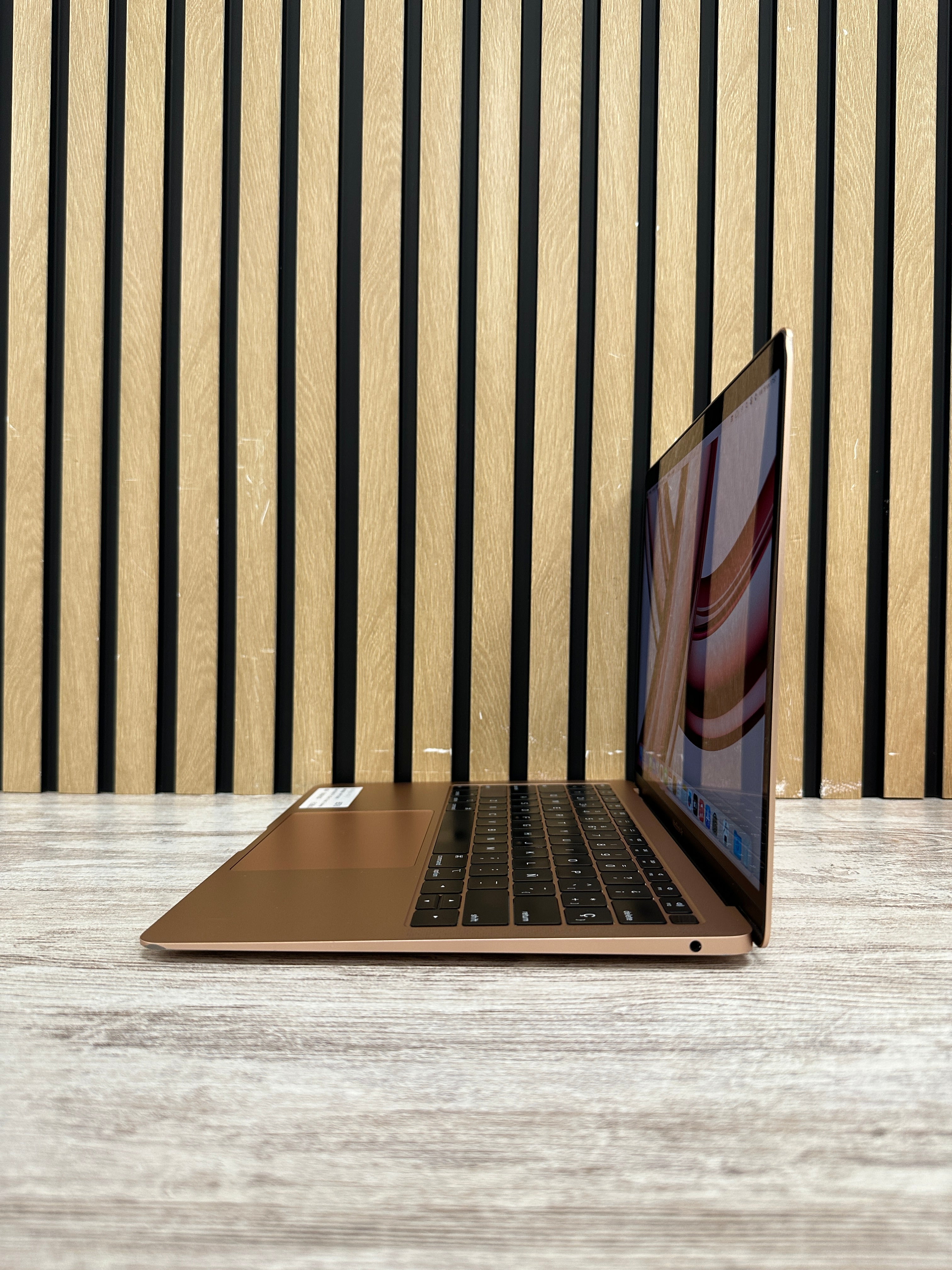 MacBook Air 13" 2018 i5 8gb 256gb SSD