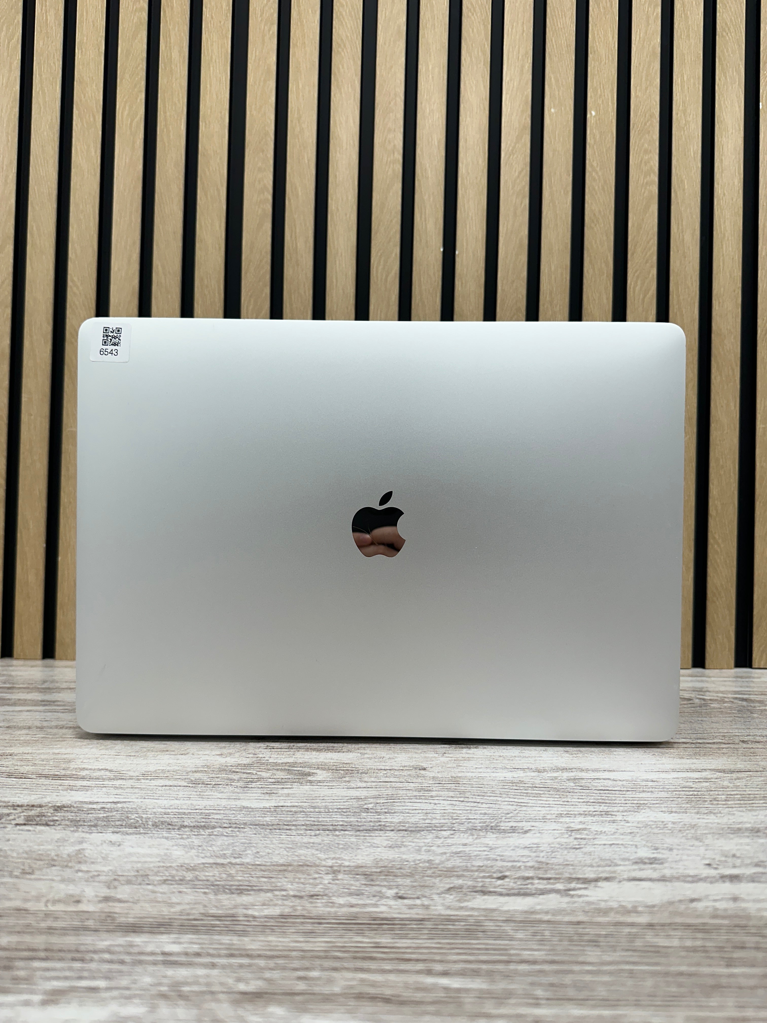 MacBook Pro 15" 2019 i7 32gb 2tb SSD