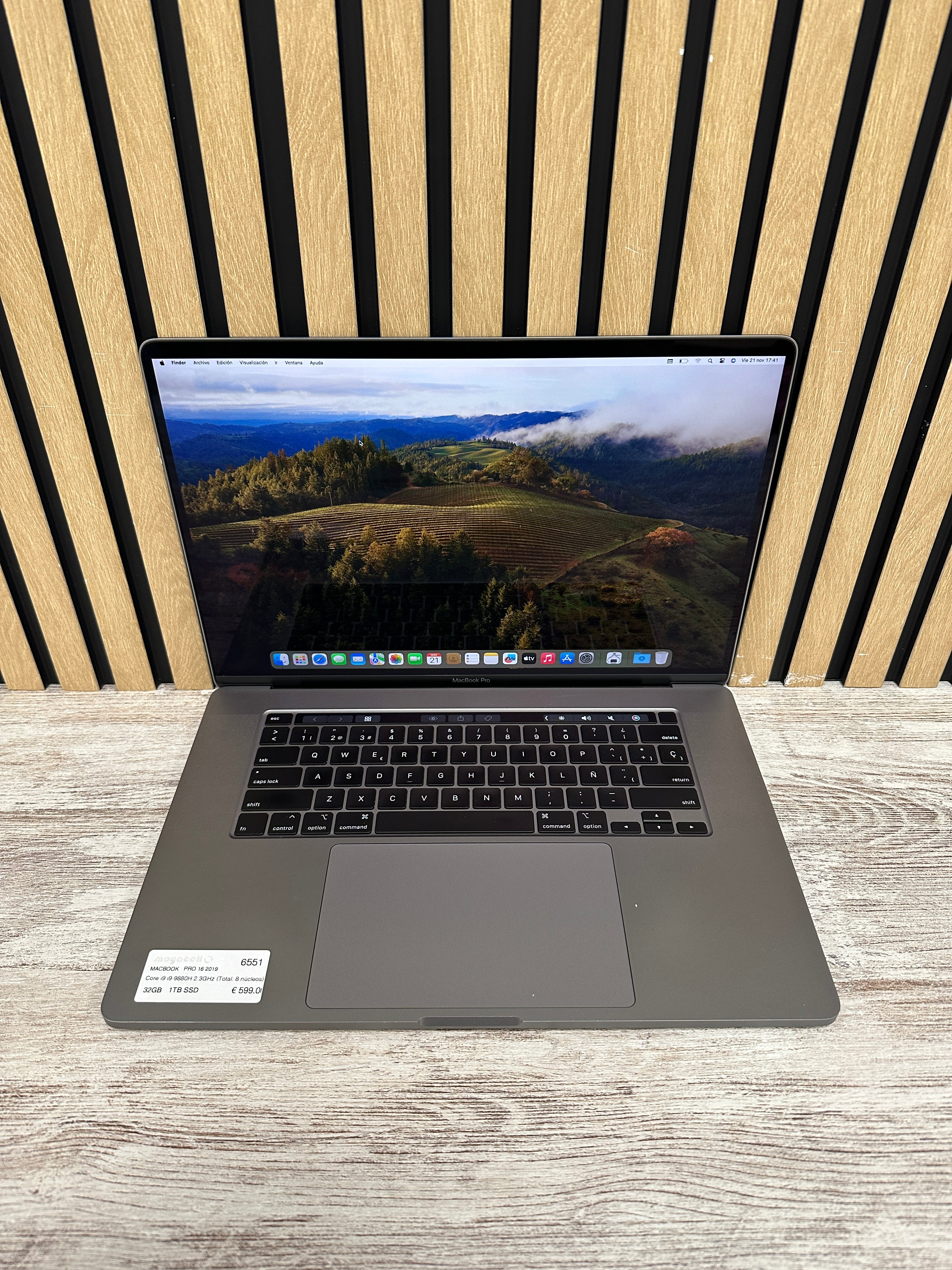 MacBook Pro 16" 2019 i9 32gb 1tb SSD