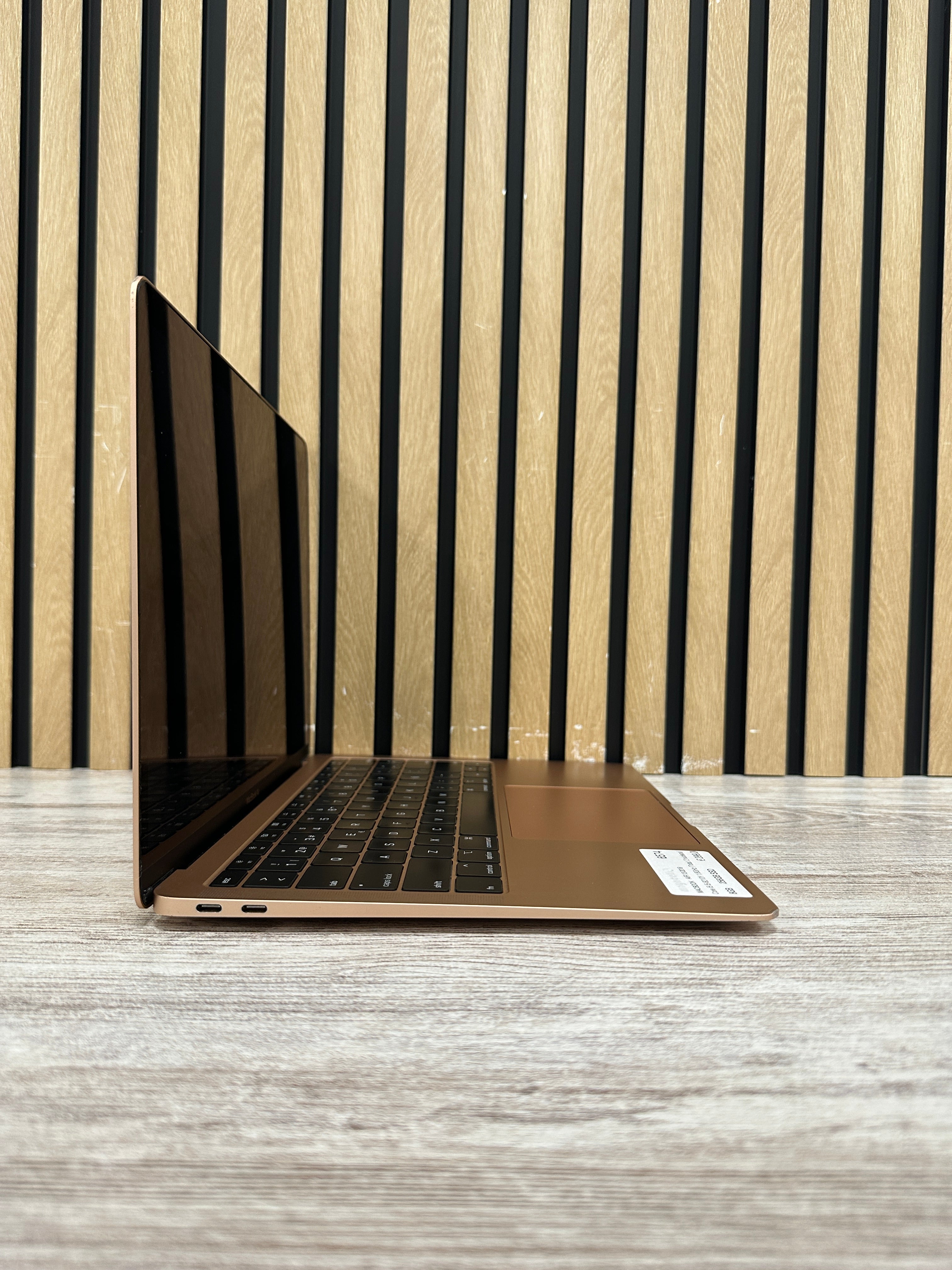 MacBook Air 13" 2019 i5 8gb 256gb SSD