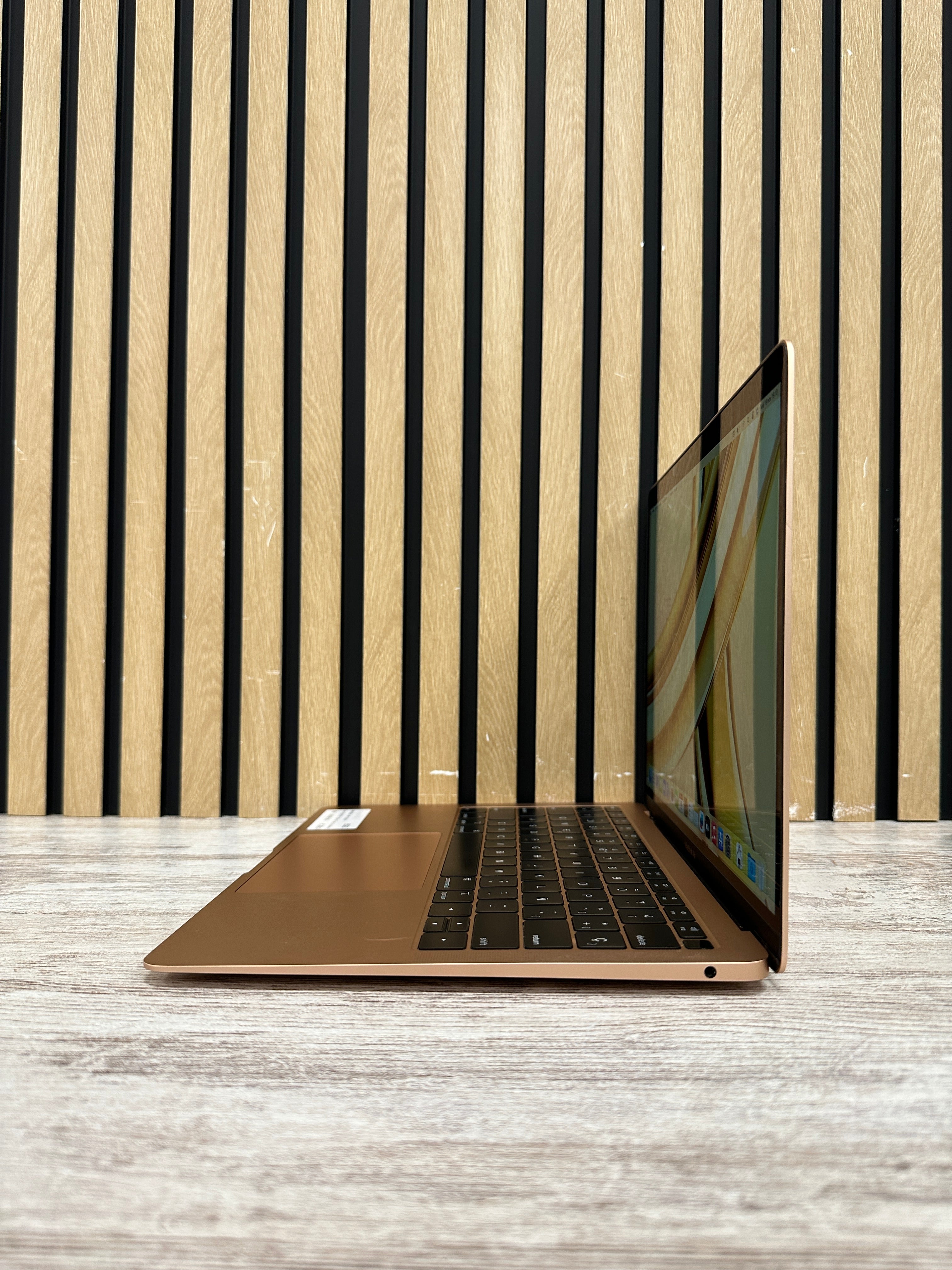 MacBook Air 13" 2019 i5 8gb 256gb SSD