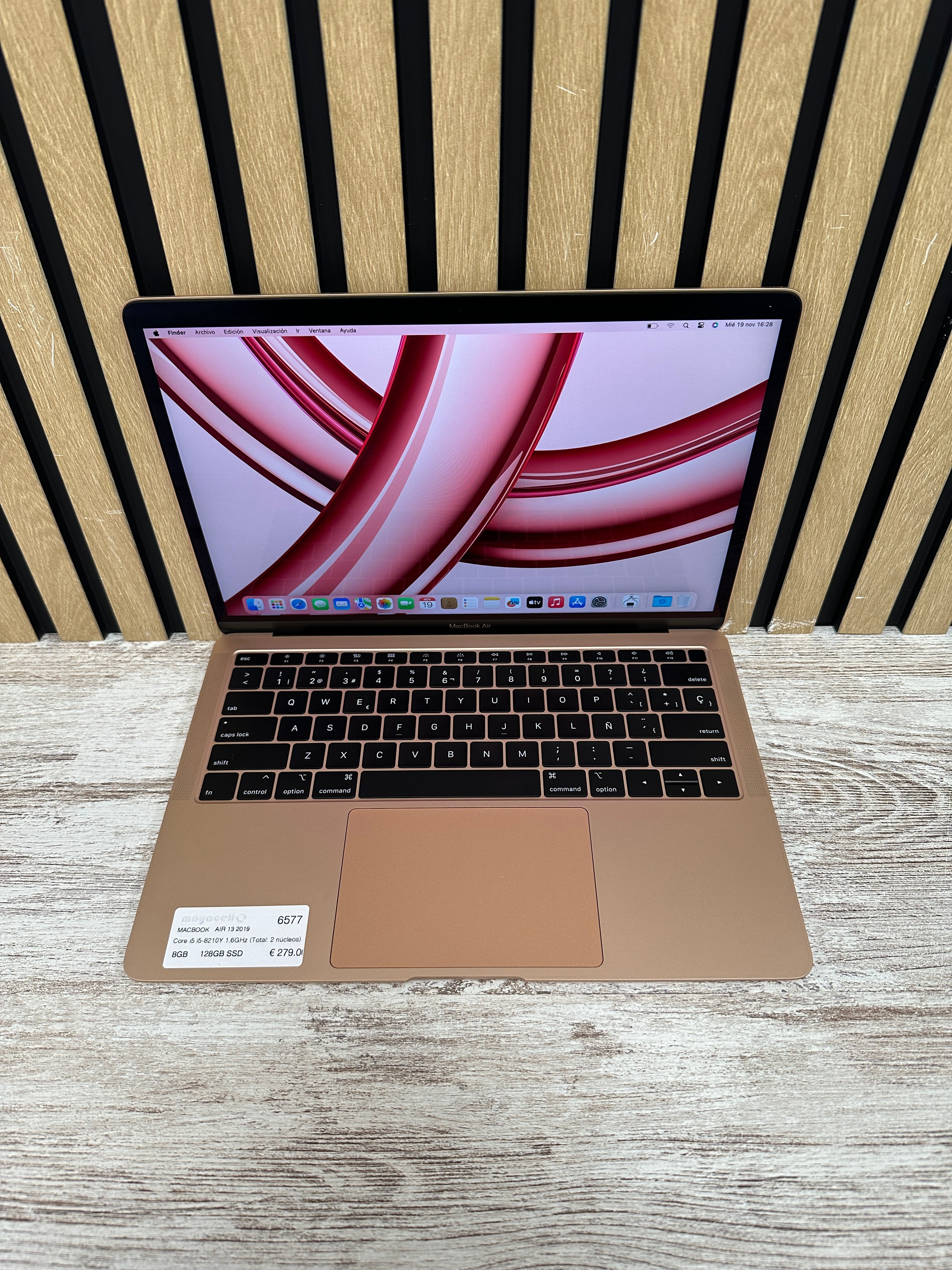 MacBook Air 13" 2019 i5 8gb 128gb SSD