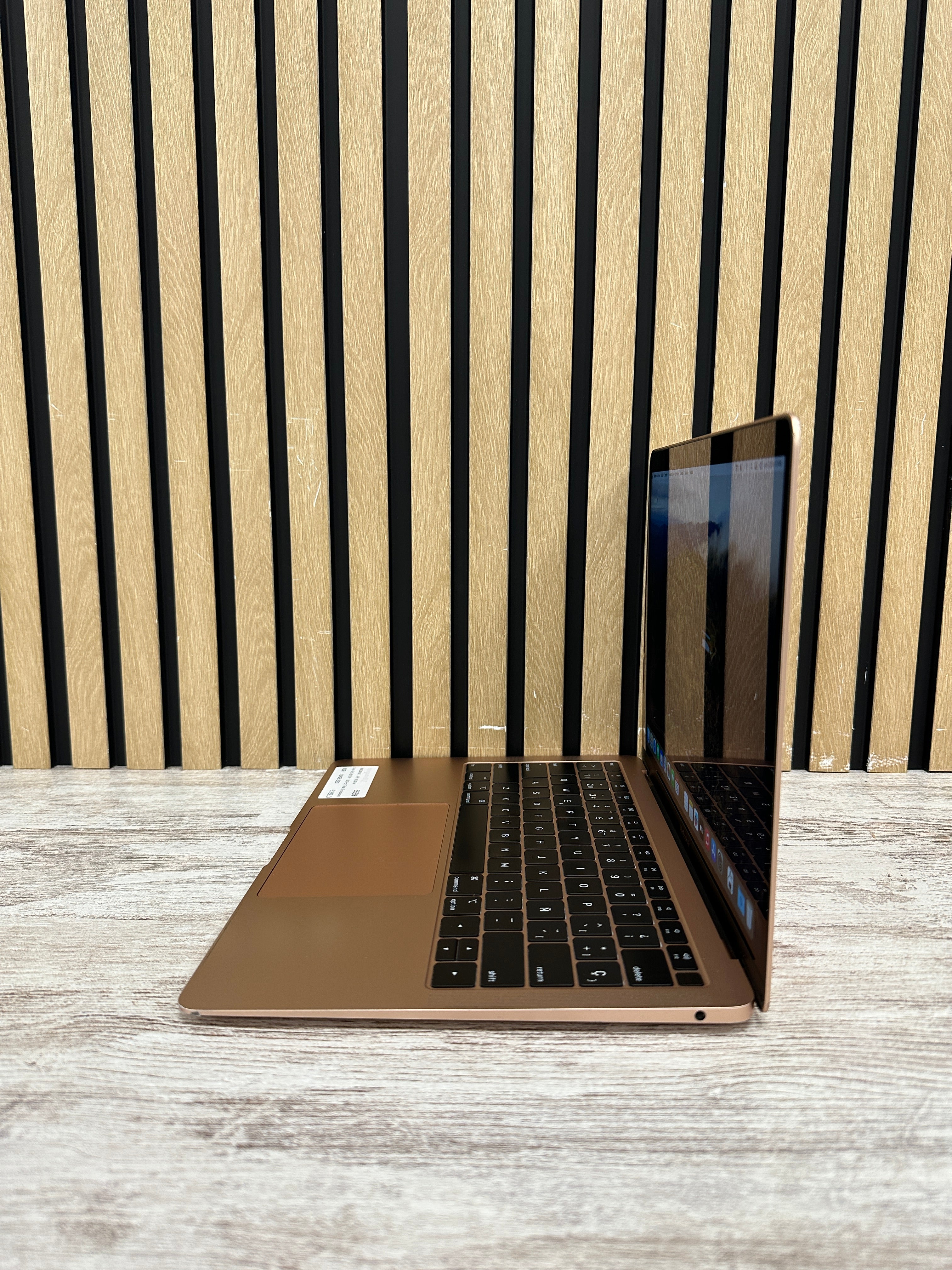 MacBook Air 13" 2018 i5 8gb 128gb SSD