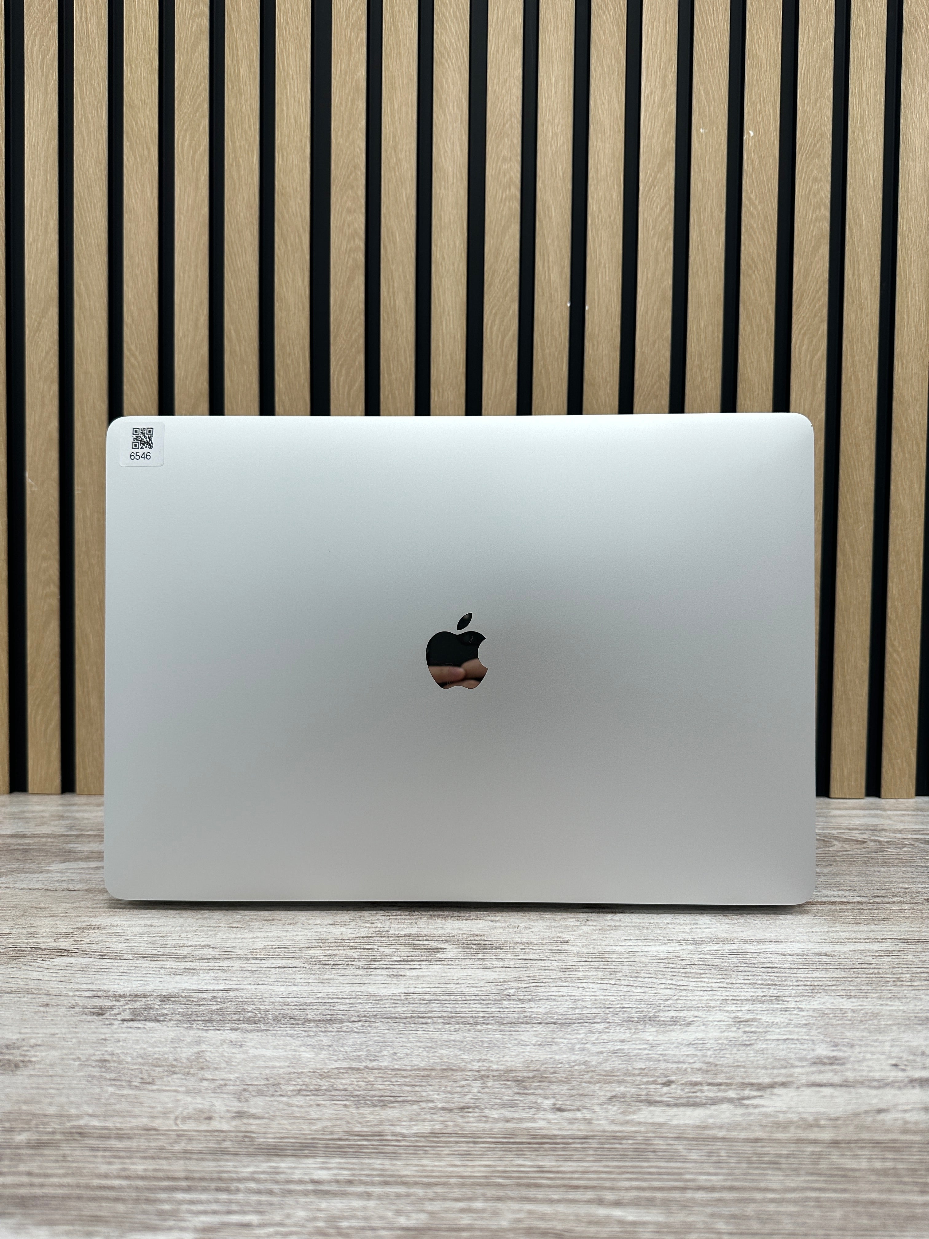 MacBook Pro 16" 2019 i9 16gb 1tb SSD