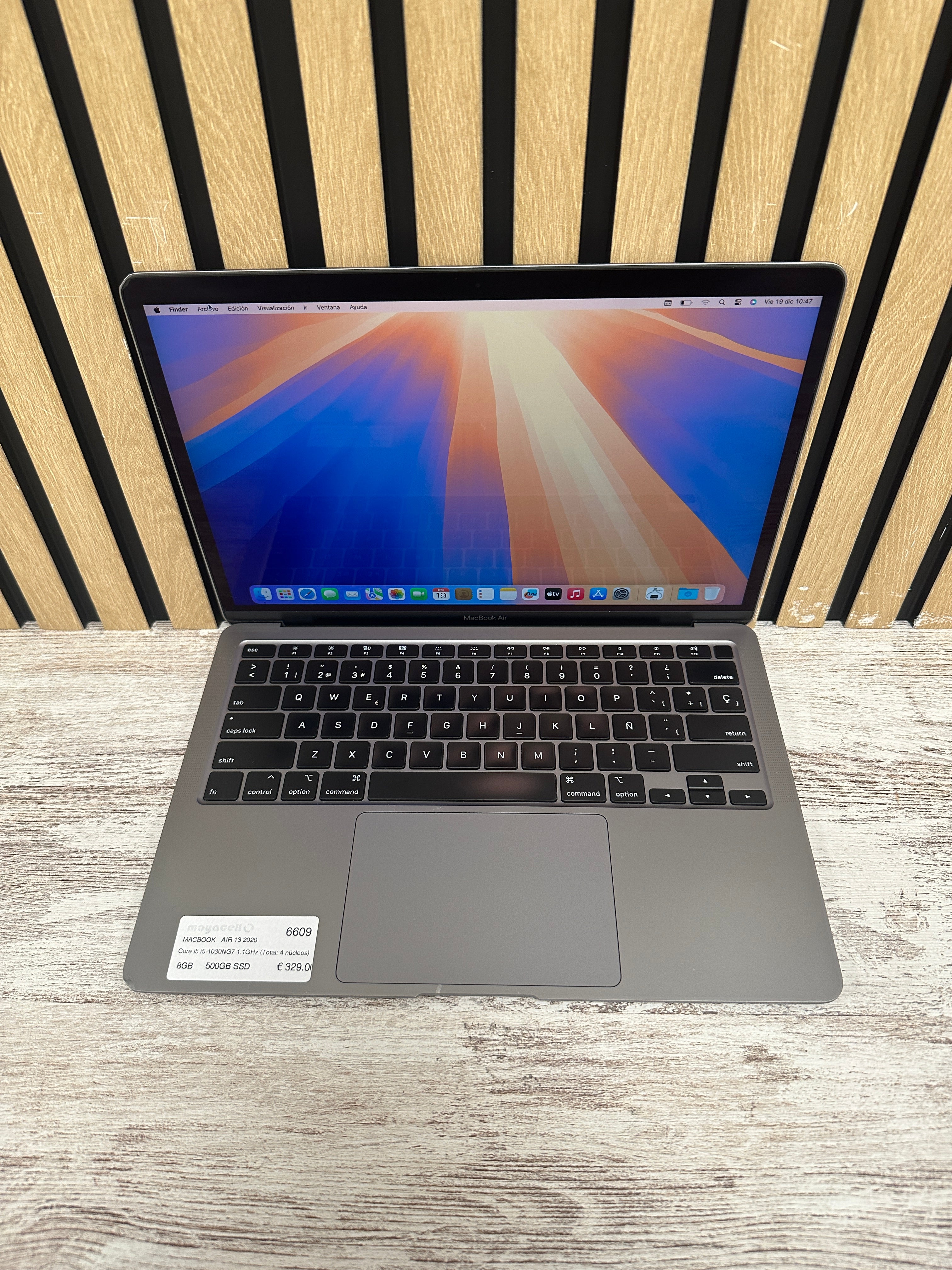MacBook Air 13" 2020 i5 8gb 500gb SSD