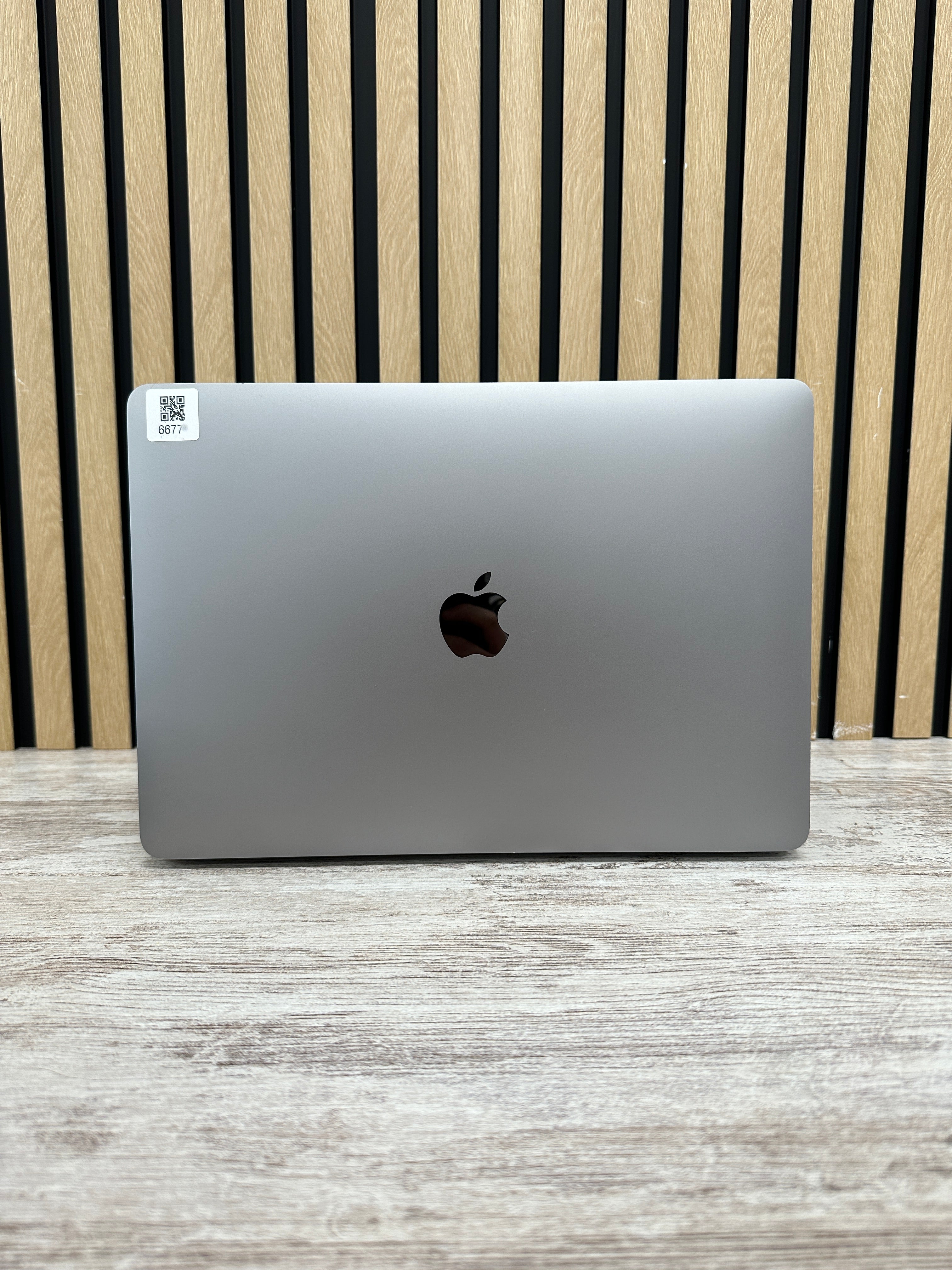 MacBook Pro 13" 2020 TB i5 16gb 500gb SSD