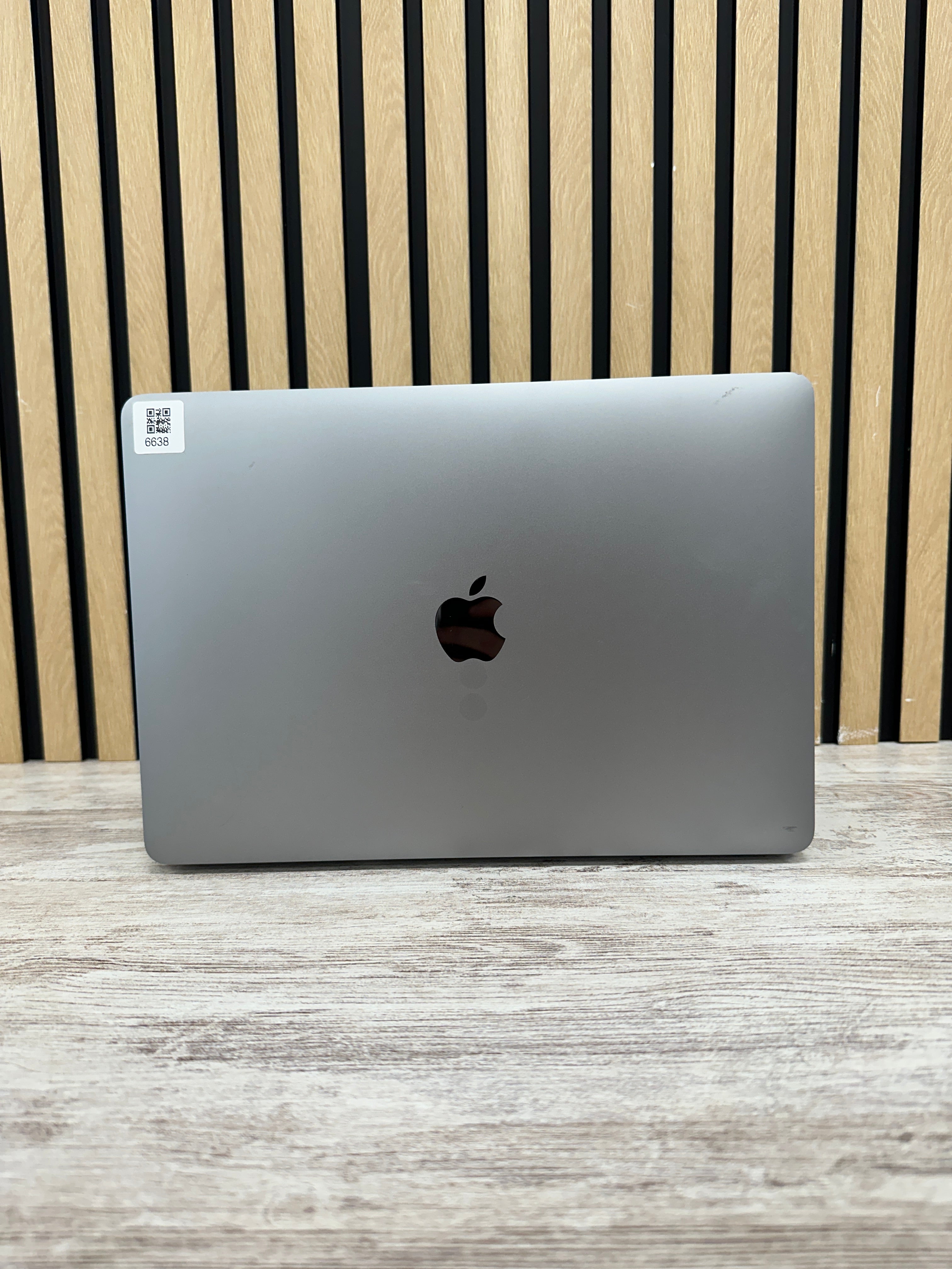 MacBook Air 13" 2019 i5 16gb 500gb SSD