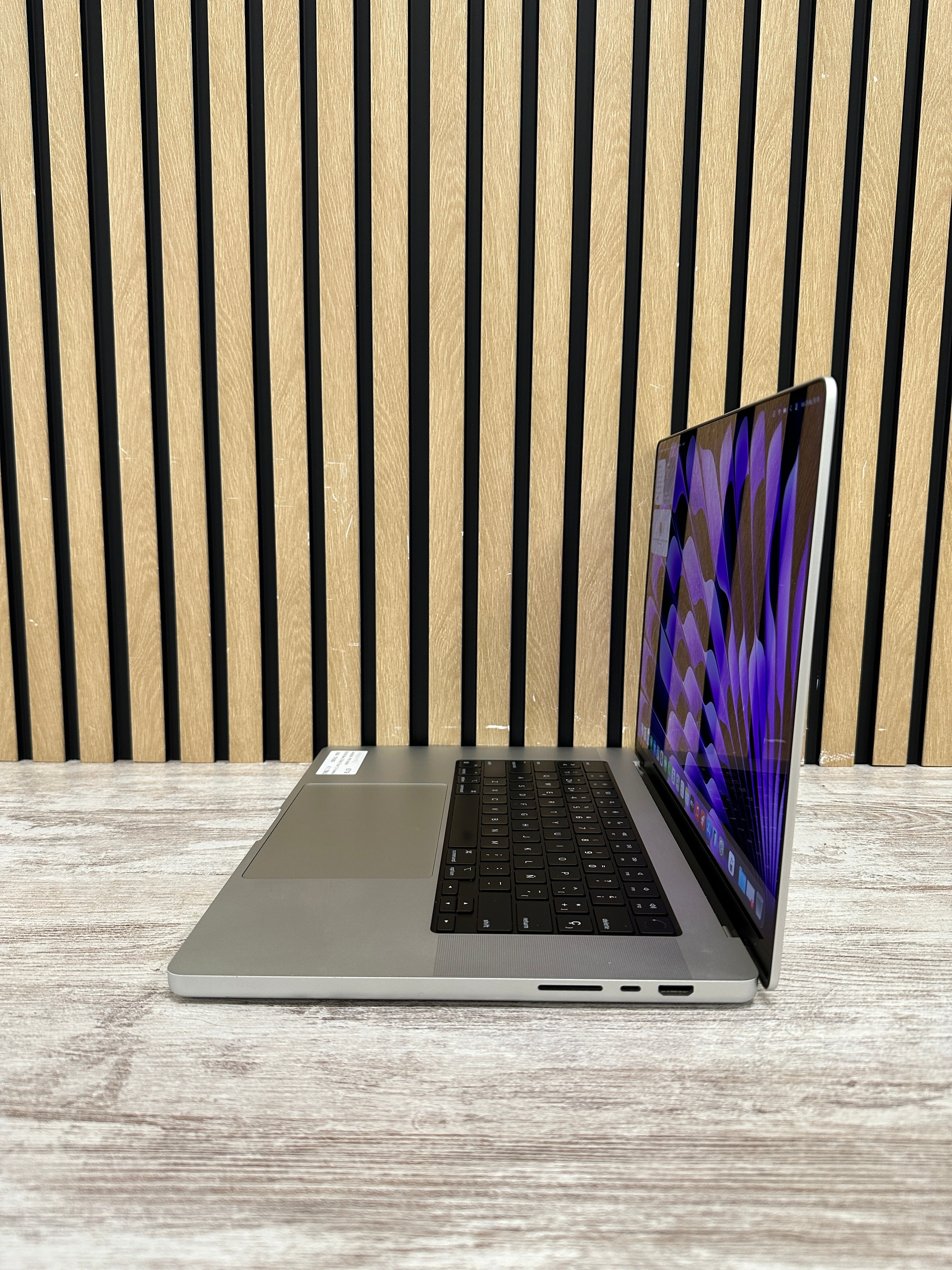 MacBook Pro 16" 2023 M2 MAX 32gb 1tb SSD