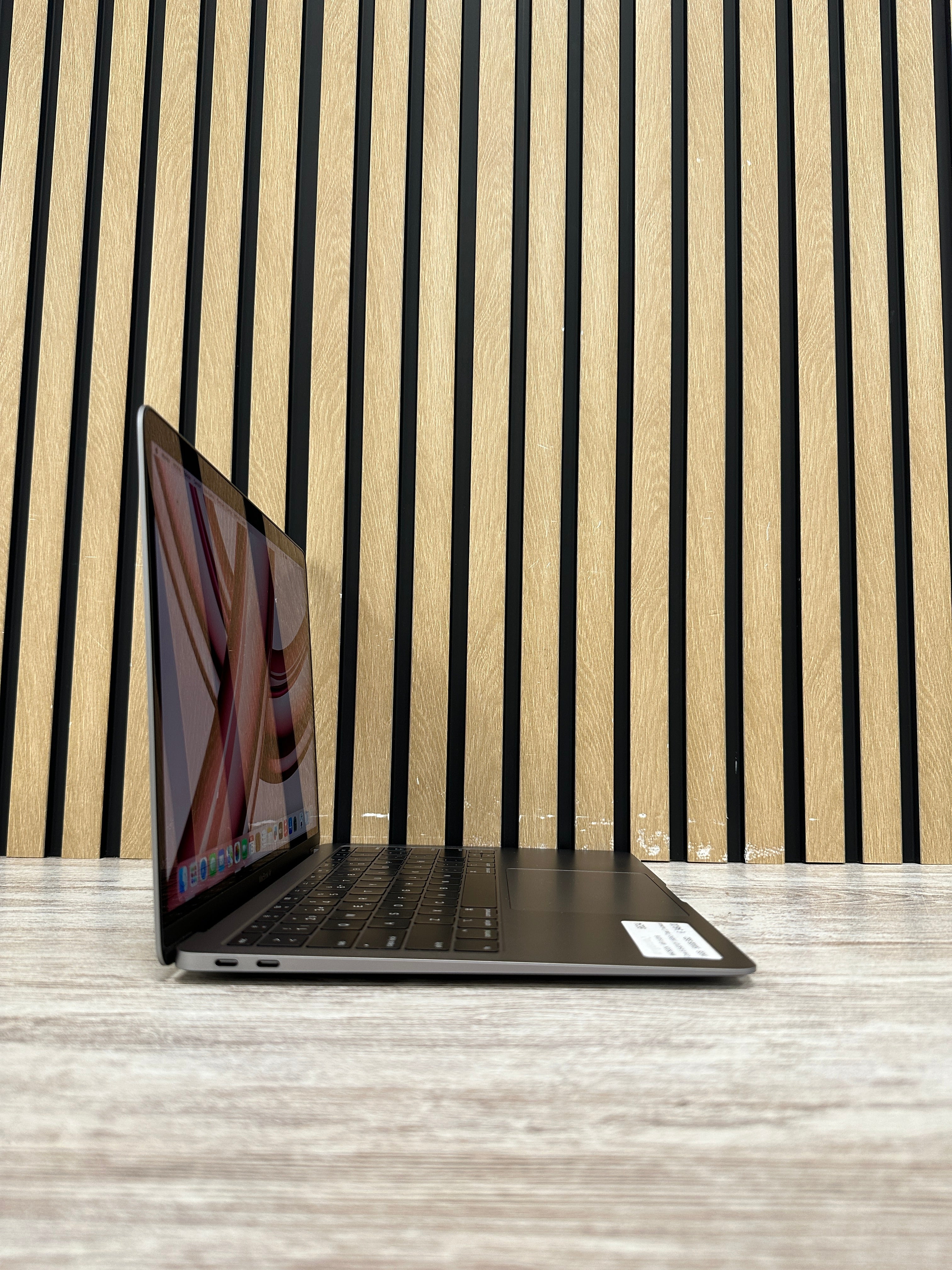 MacBook Air 13" 2019 i5 16gb 500gb SSD