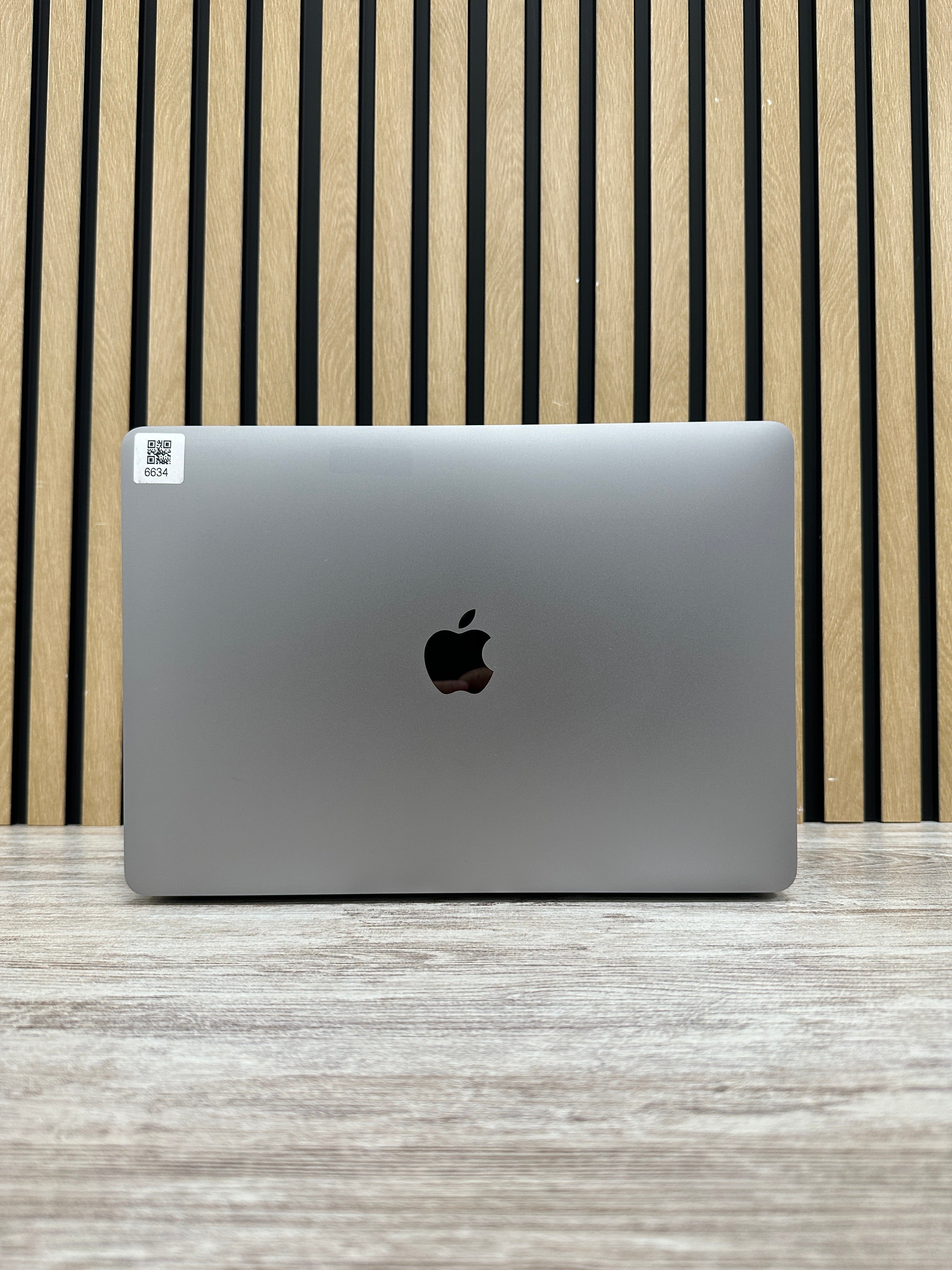 MacBook Air 13" 2019 i5 16gb 500gb SSD