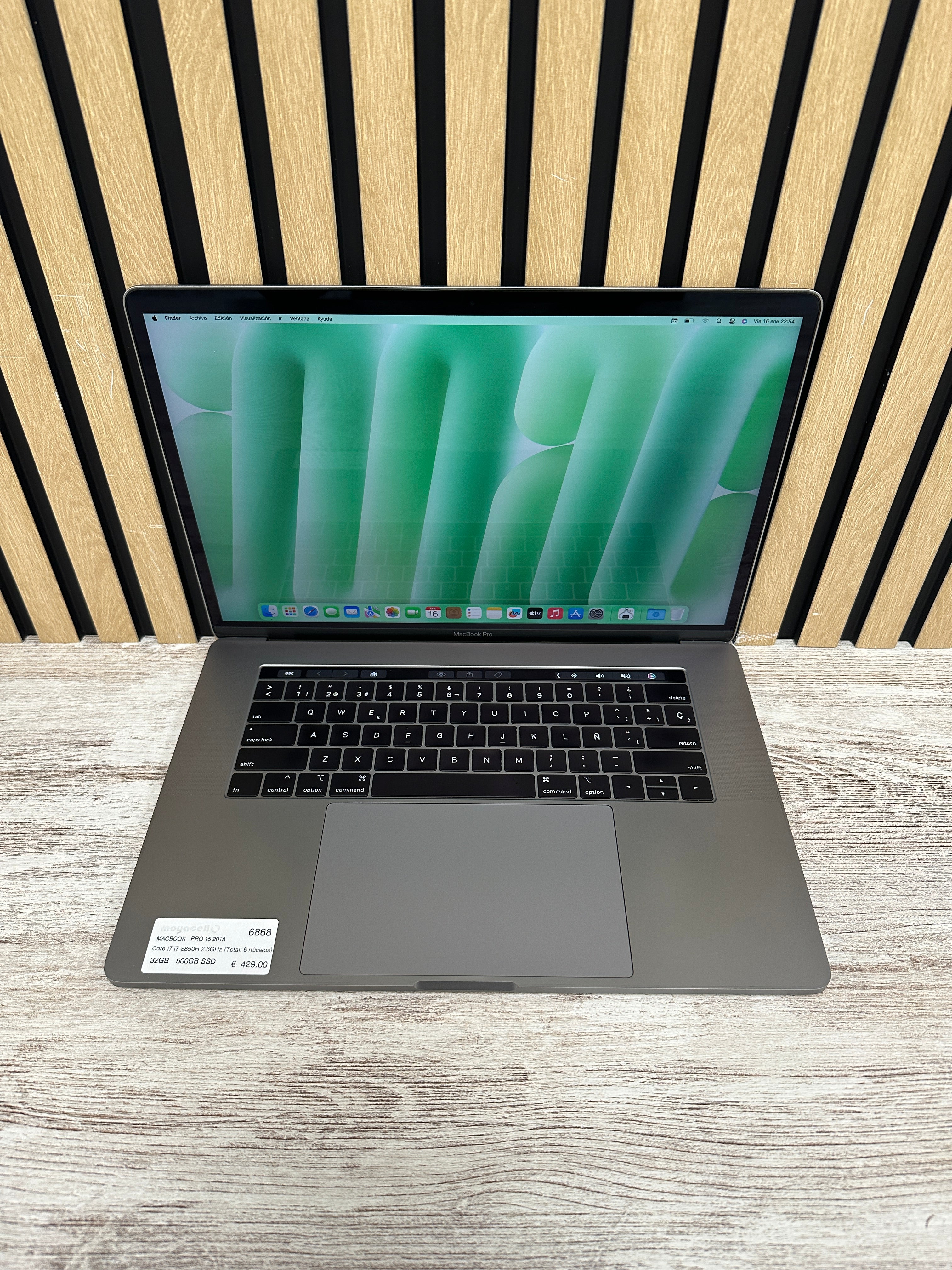 MacBook Pro 15" 2018 i7 32gb 500gb SSD